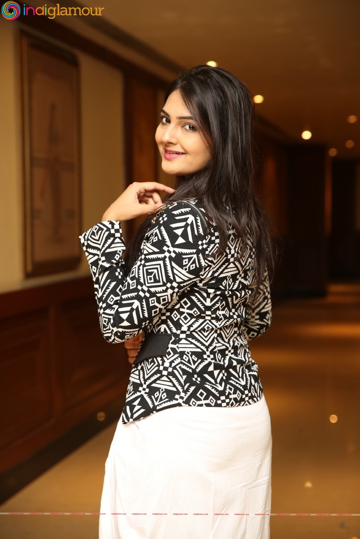 Neha Deshpande Actress hd photo