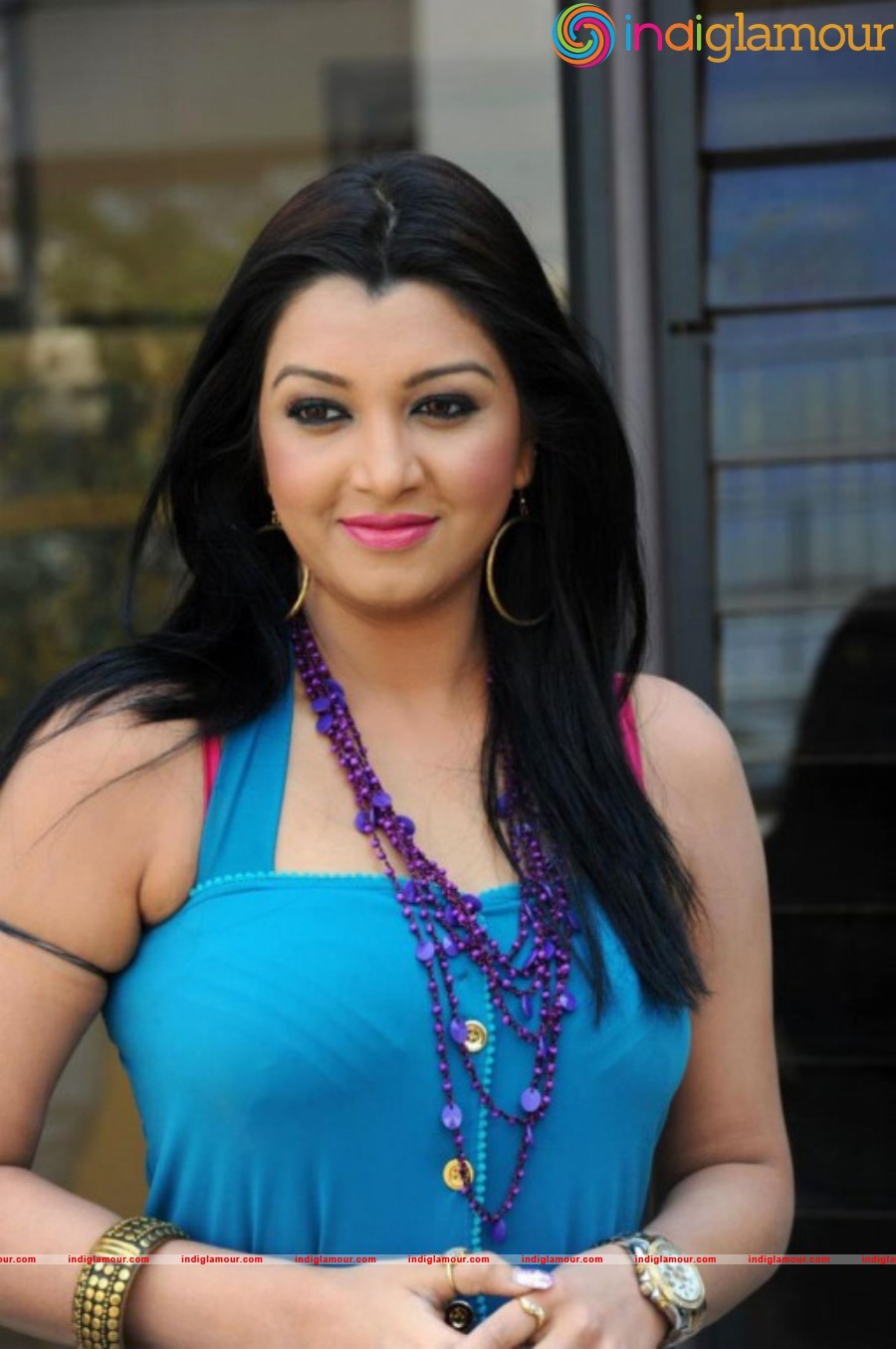 Siddi Actress hd photo