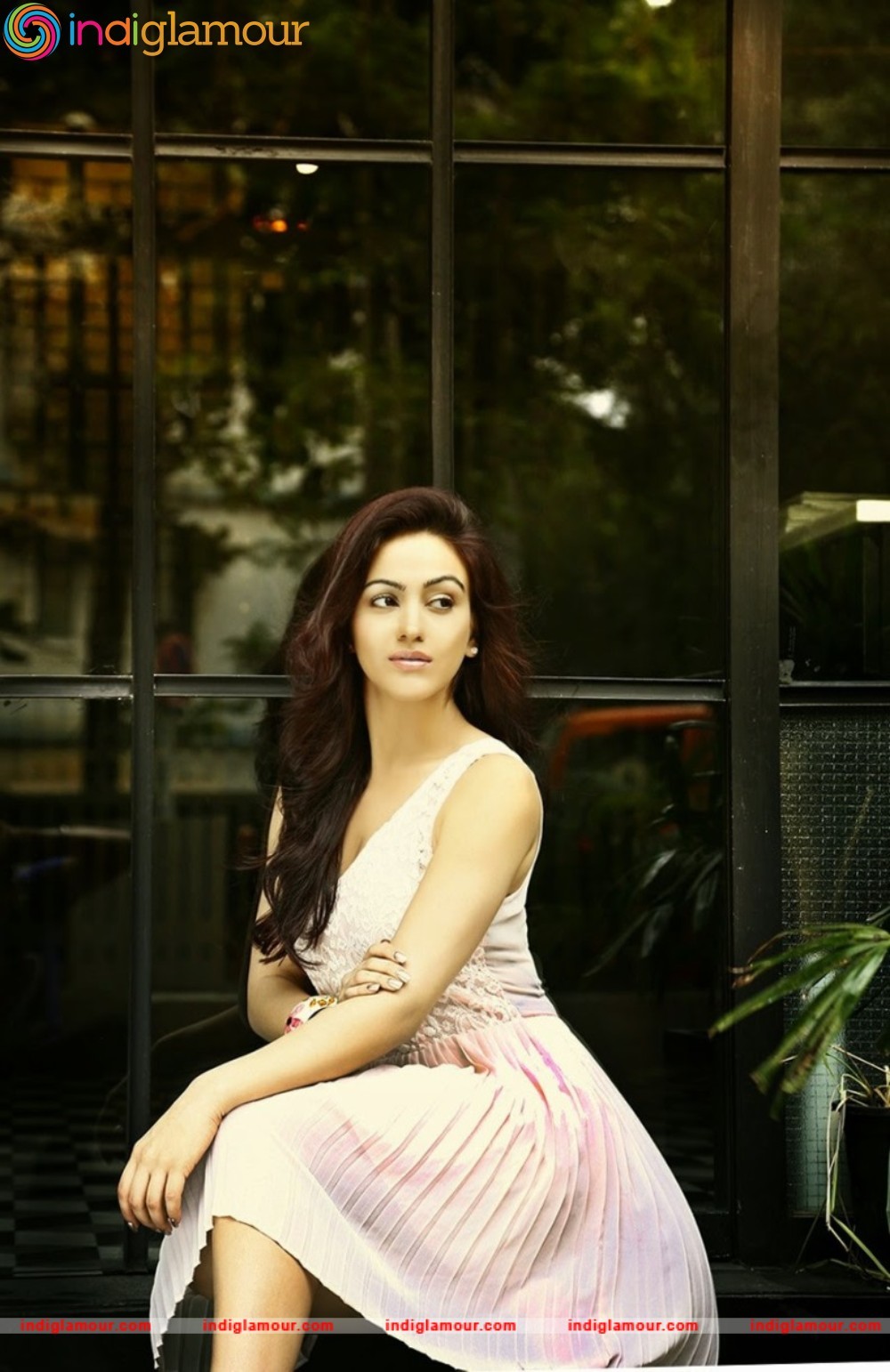Aksha Pardasany Actress hd photo
