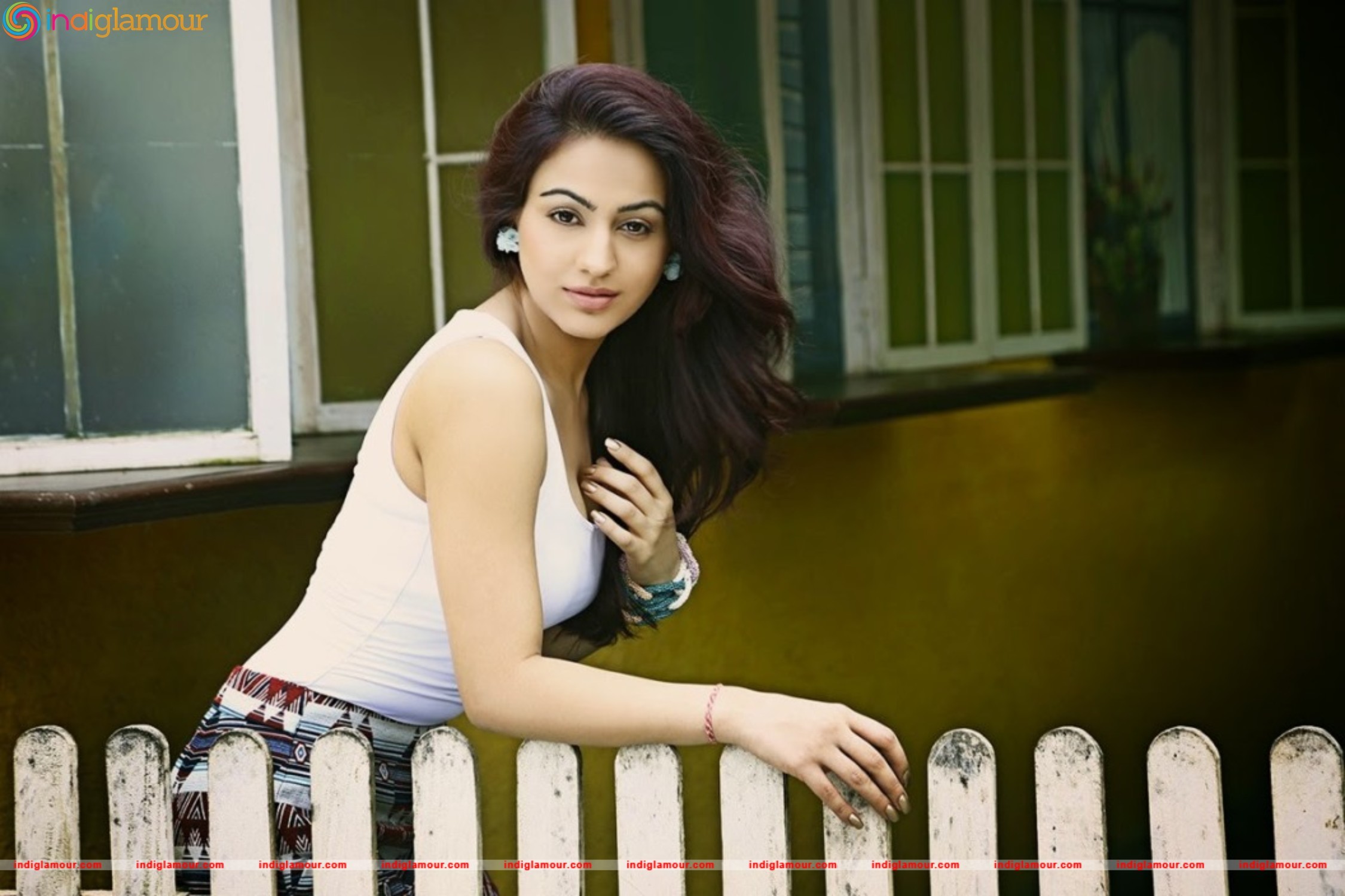 Aksha Pardasany Actress hd photo
