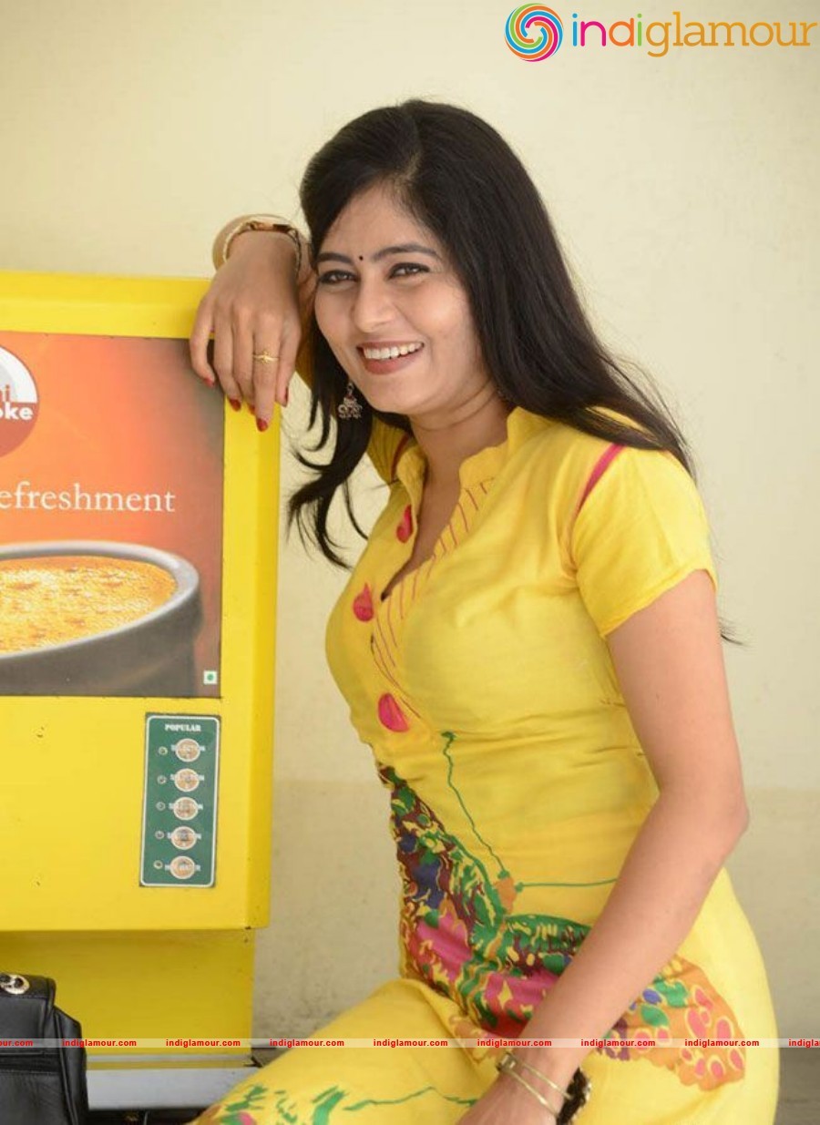 Madhumitha Actress hd photo