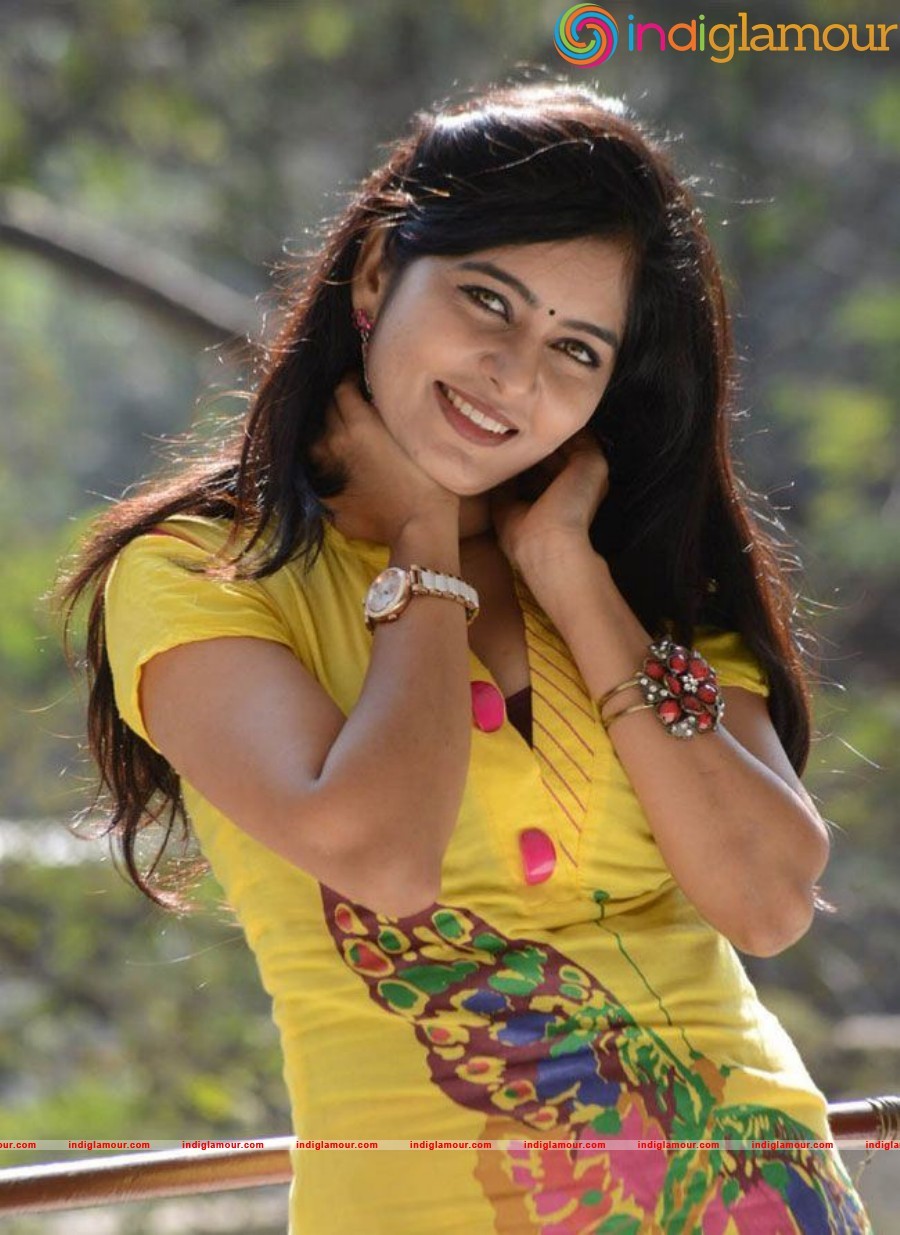 Madhumitha Actress hd photo