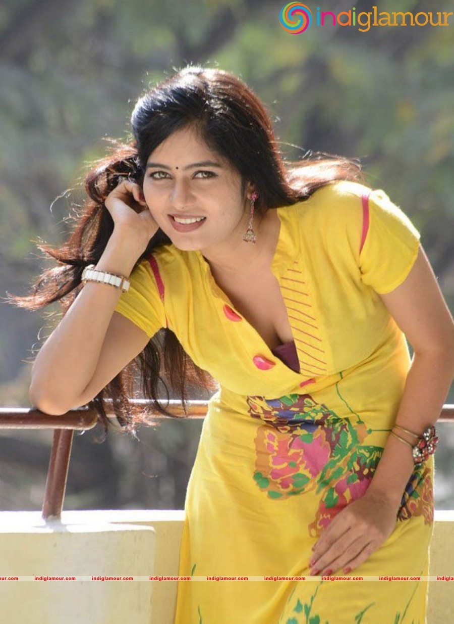 Madhumitha Actress hd photo