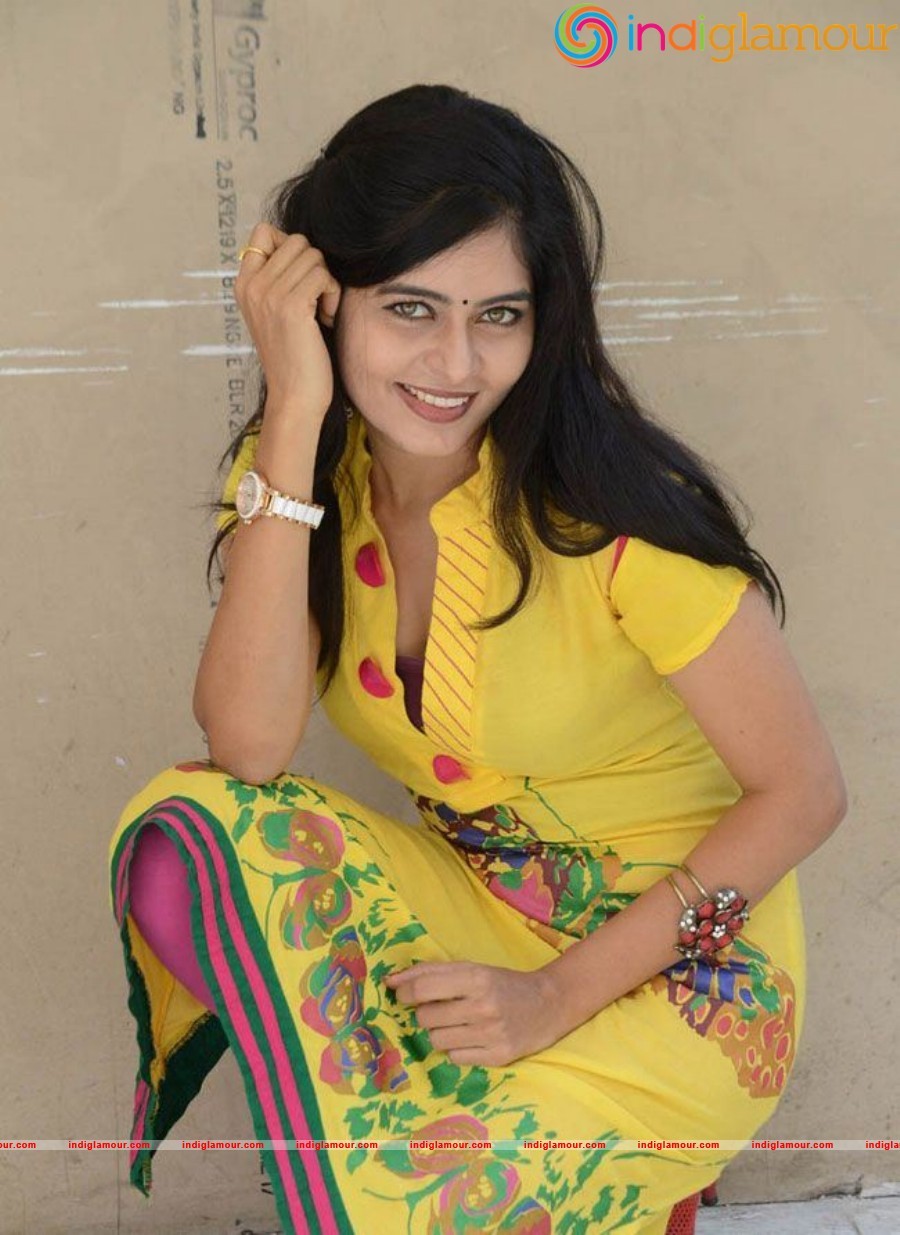 Madhumitha Actress hd photo