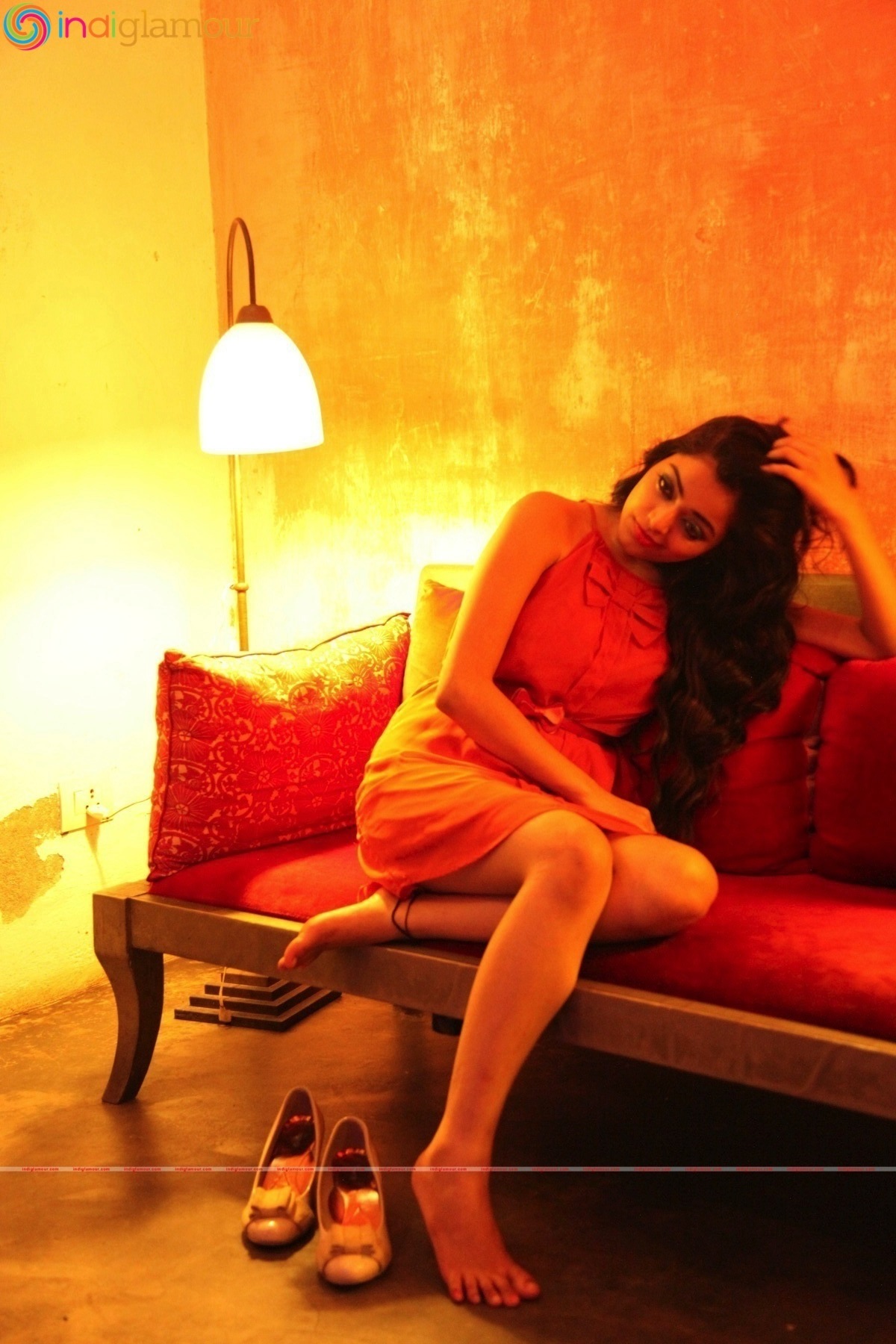 Janani Actress hd photo