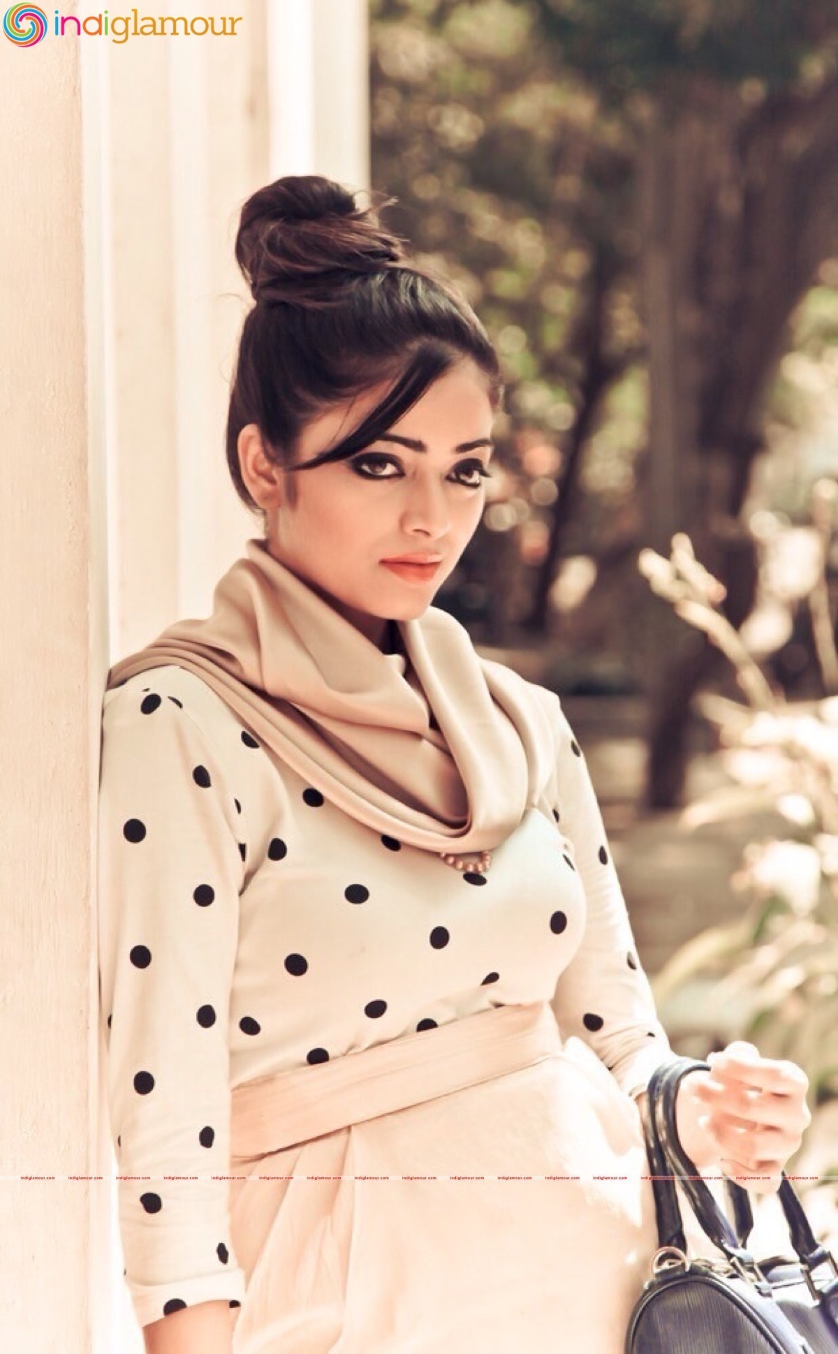 Janani Actress hd photo