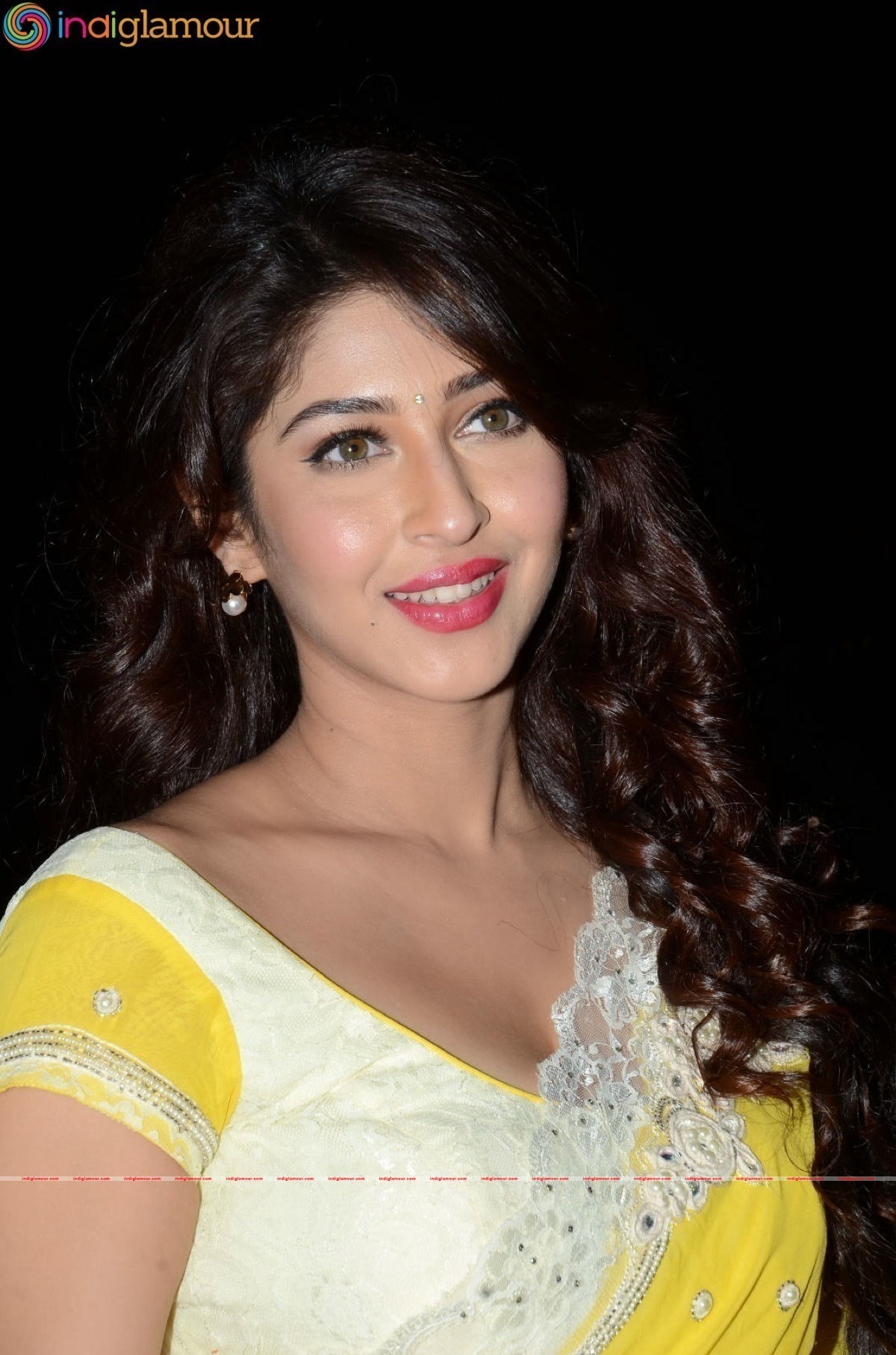 Sonarika Bhadoria Actress hd photo