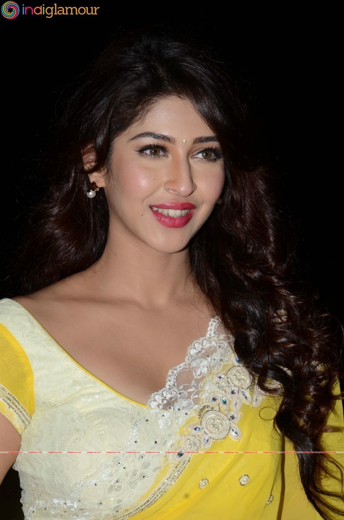 Sonarika Bhadoria Actress hd photo