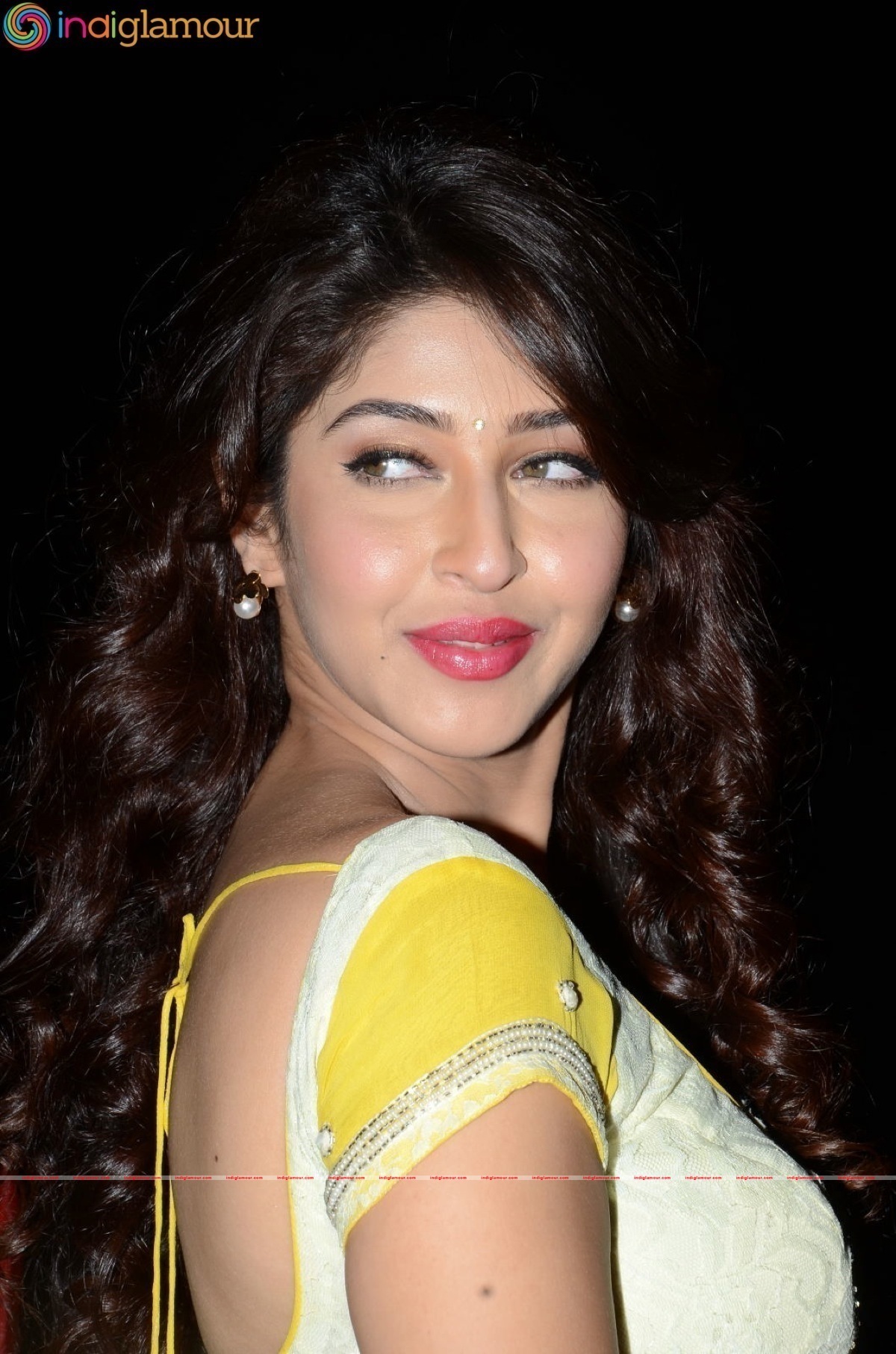 Sonarika Bhadoria Actress hd photo