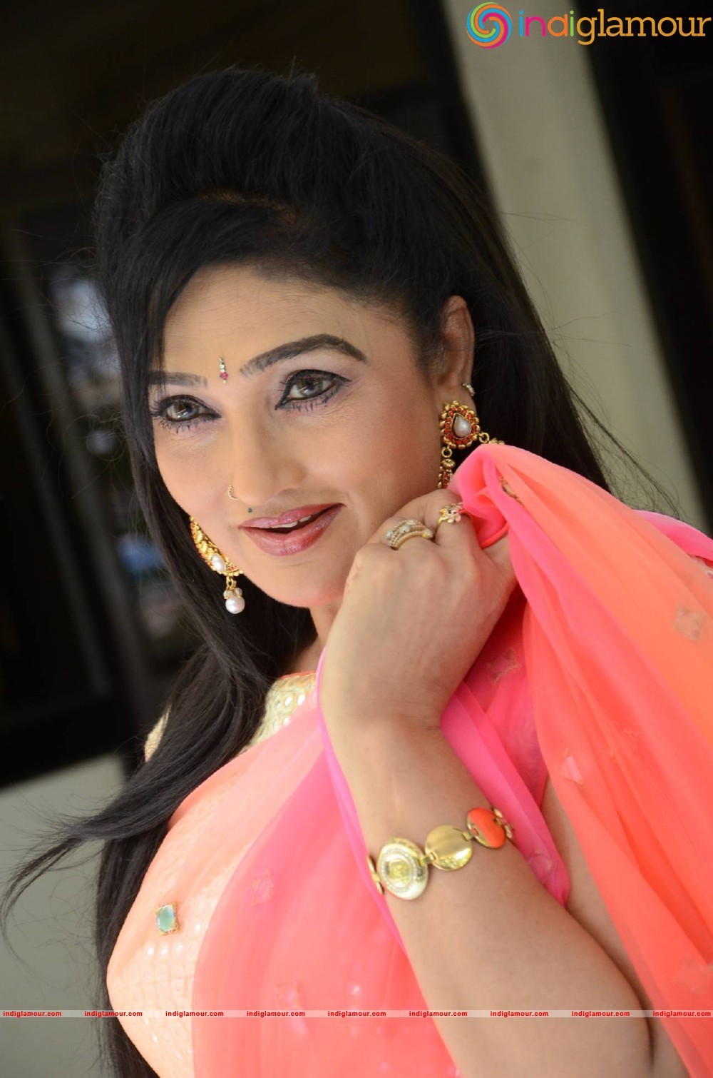 Ramya Sri Actress hd photo