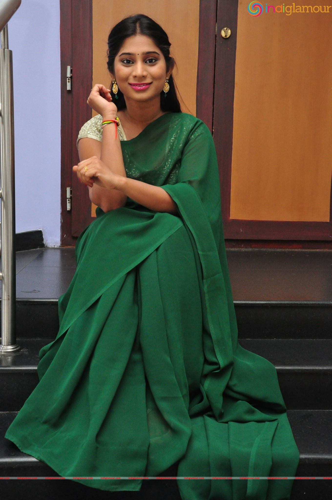 Midhuna Actress hd photo