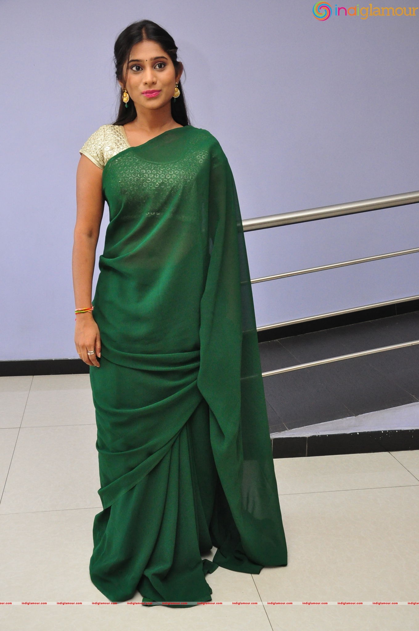 Midhuna Actress hd photo