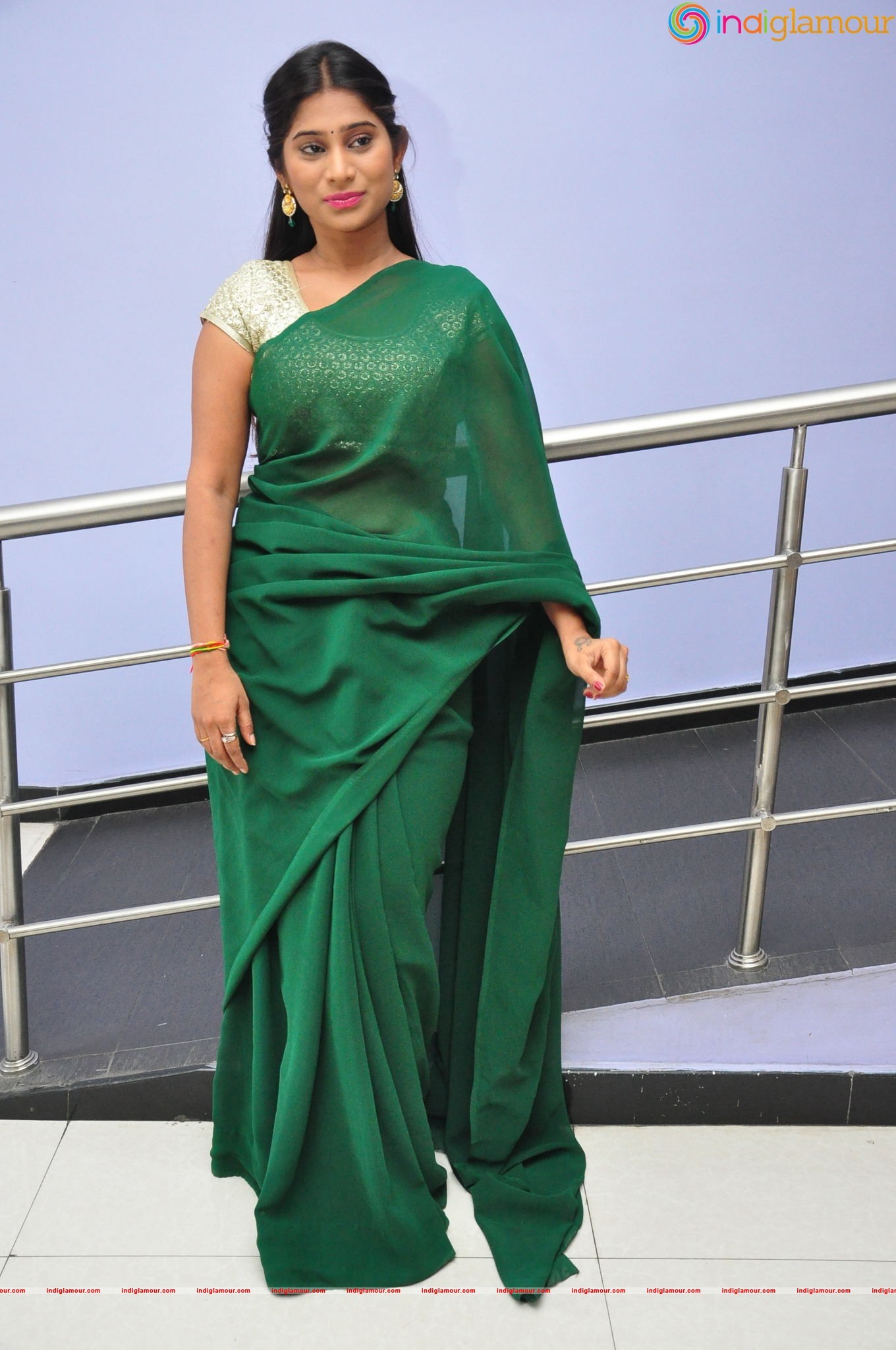 Midhuna Actress hd photo