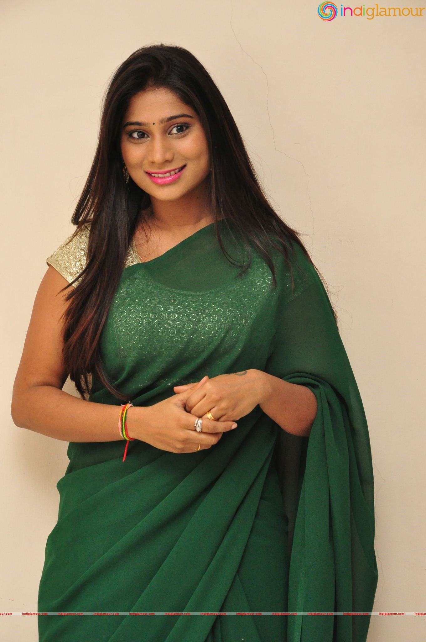 Midhuna Actress hd photo