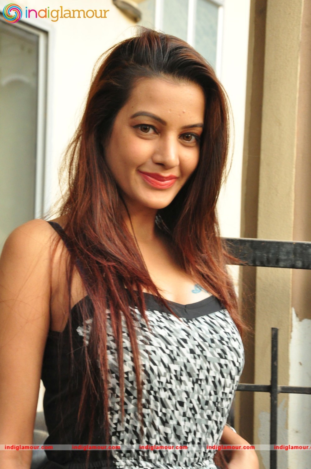 Diksha Panth Actress hd photo