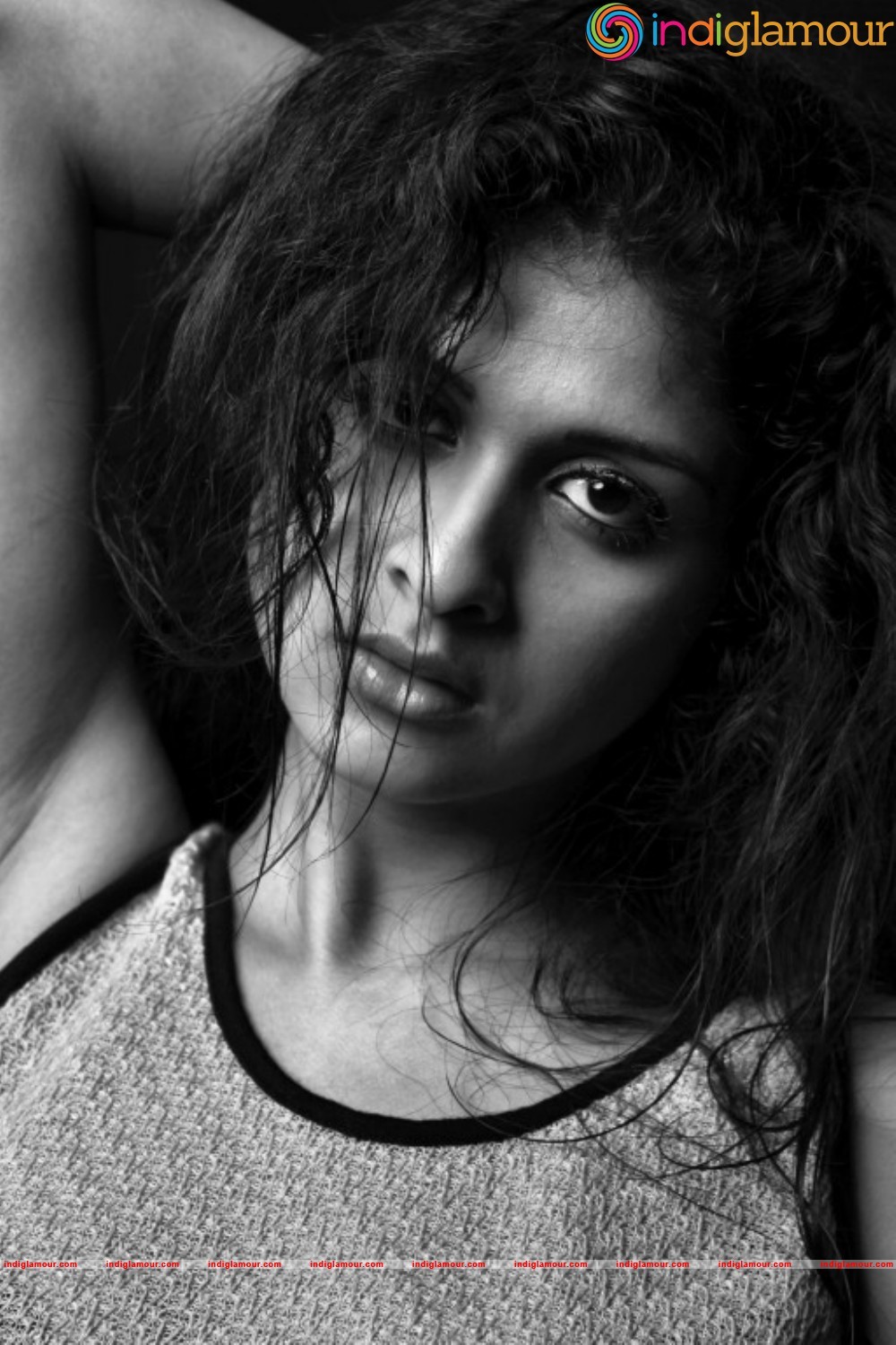 Mrudhula Bhaskar Aka Naveena Latest Hot Photoshoot Actress hd photo