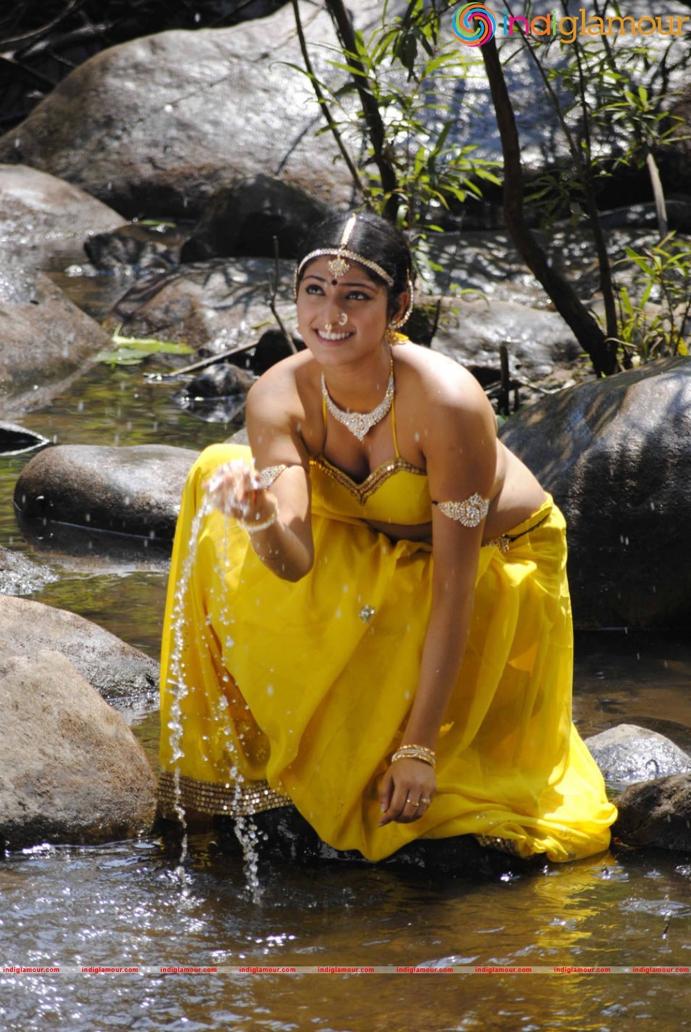 Hari Priya Actress hd photo