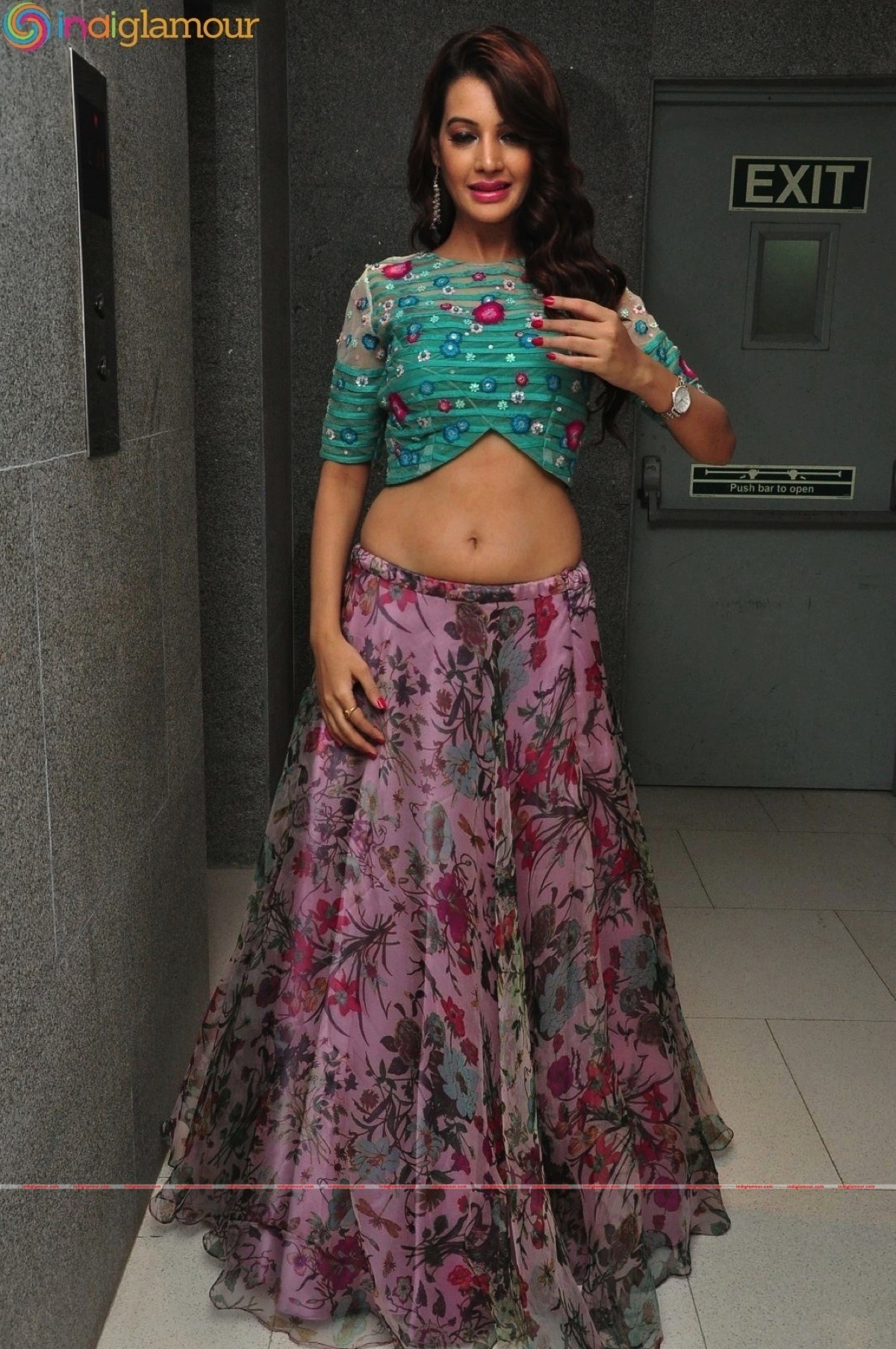 Deeksha Panth Actress hd photo