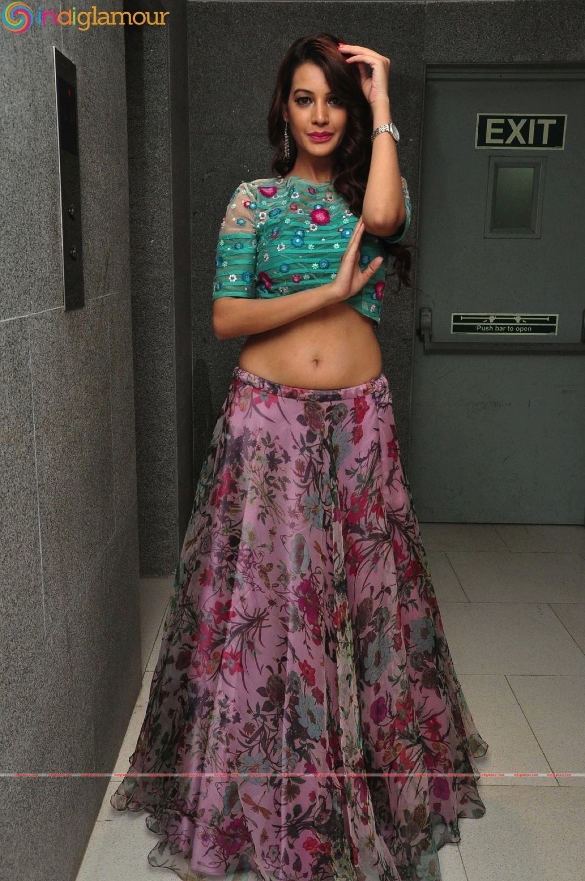 Deeksha Panth Actress hd photo