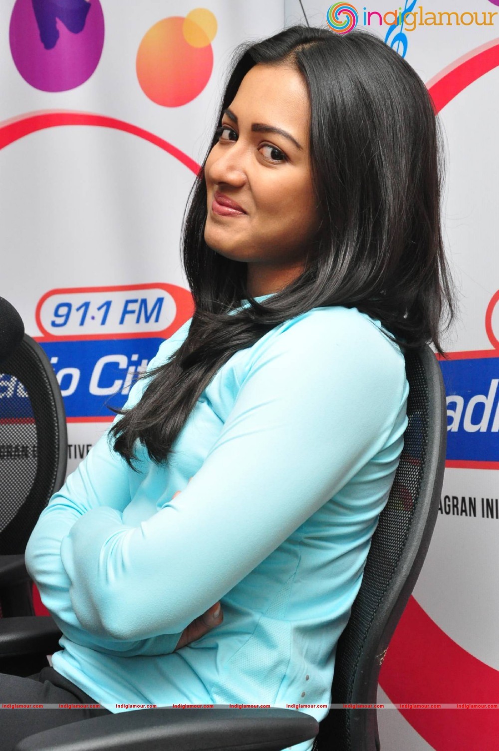 Catherine Tresa Actress hd photo