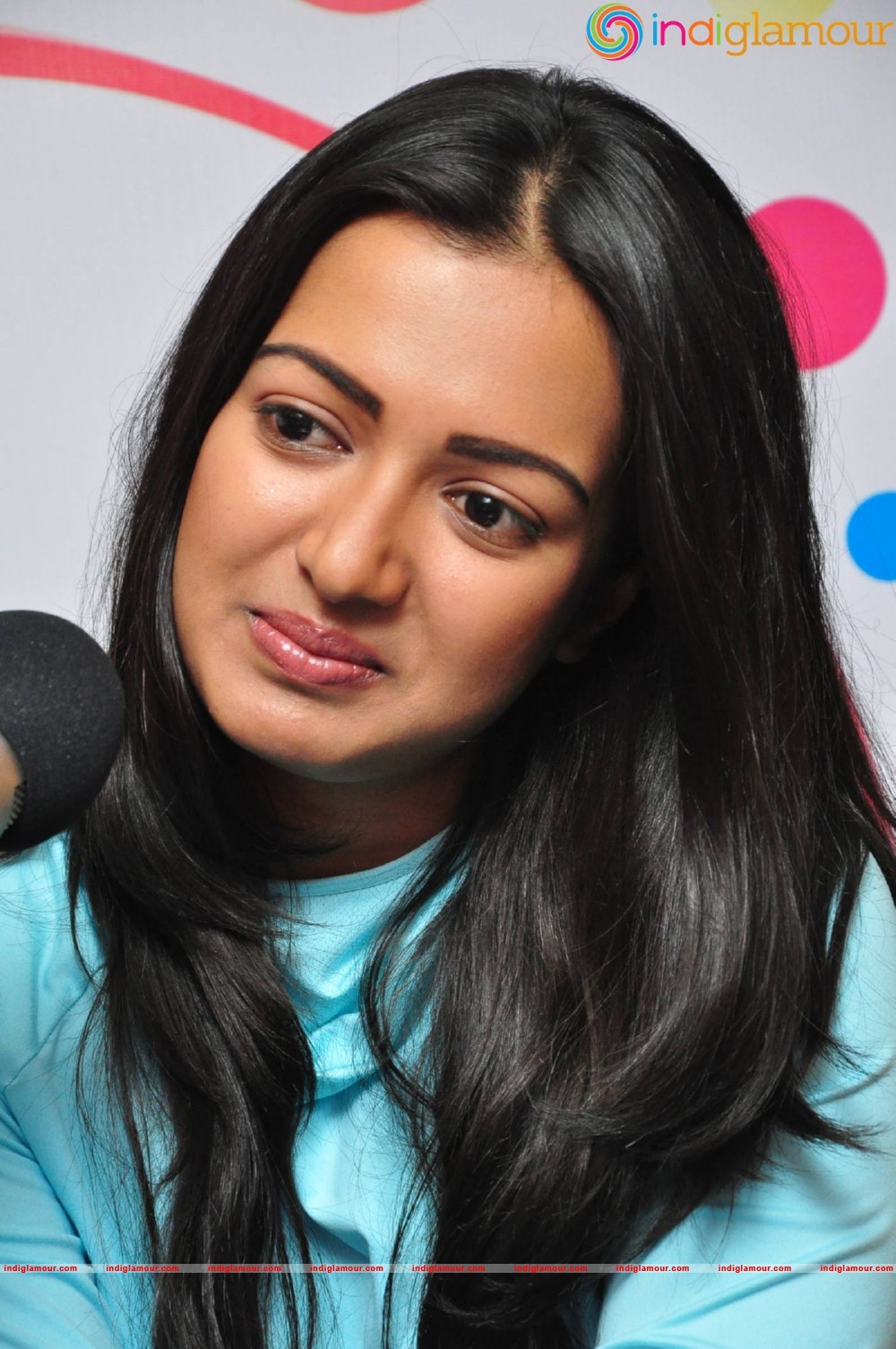 Catherine Tresa Actress hd photo