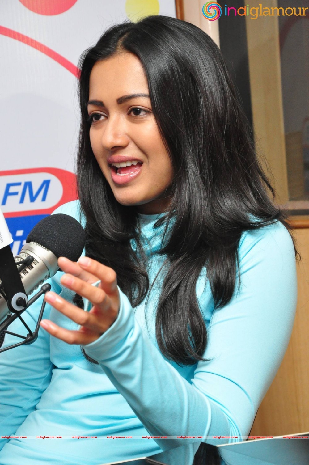 Catherine Tresa Actress hd photo