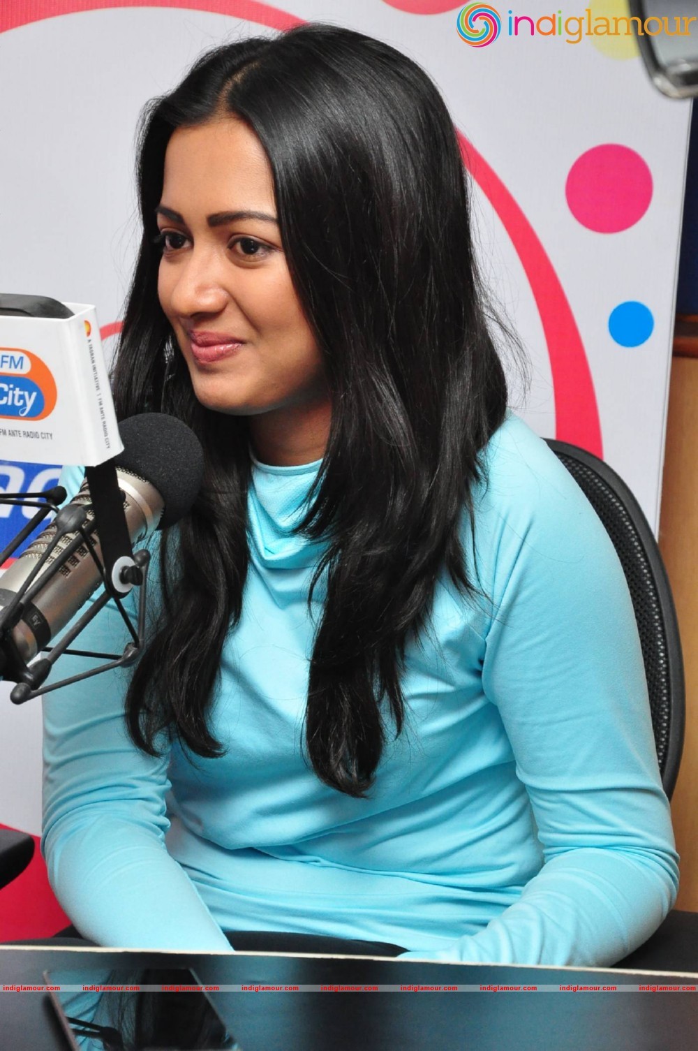 Catherine Tresa Actress hd photo