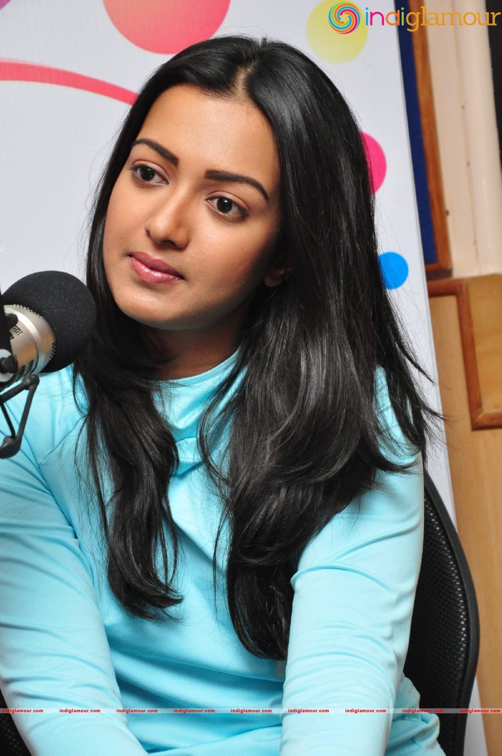 Catherine Tresa Actress hd photo