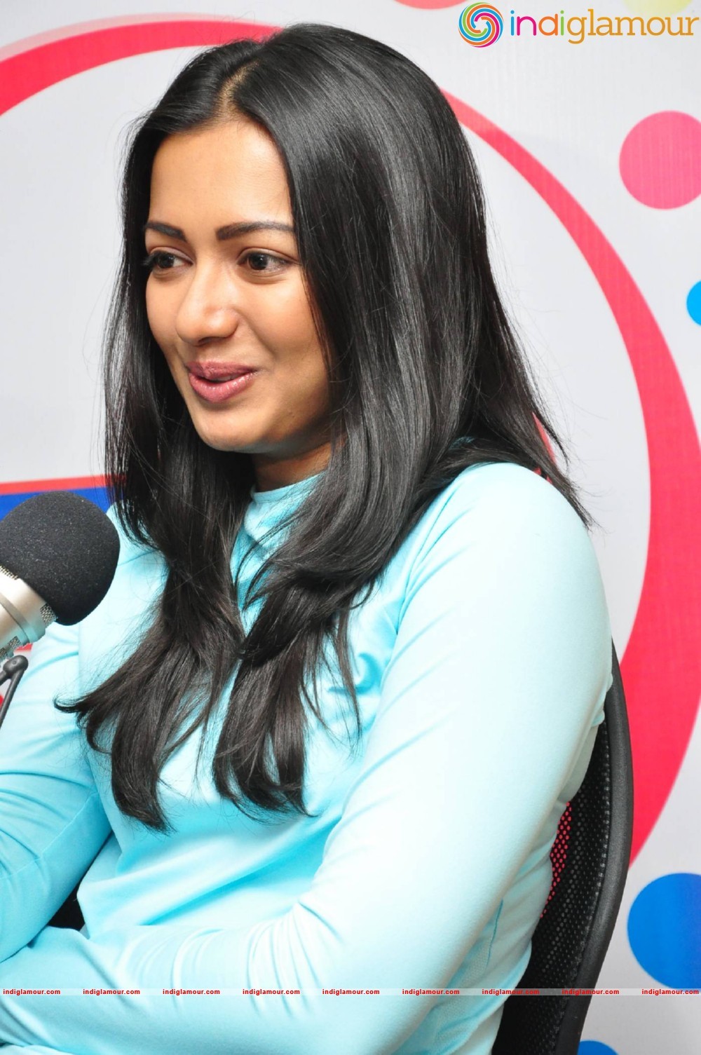 Catherine Tresa Actress hd photo