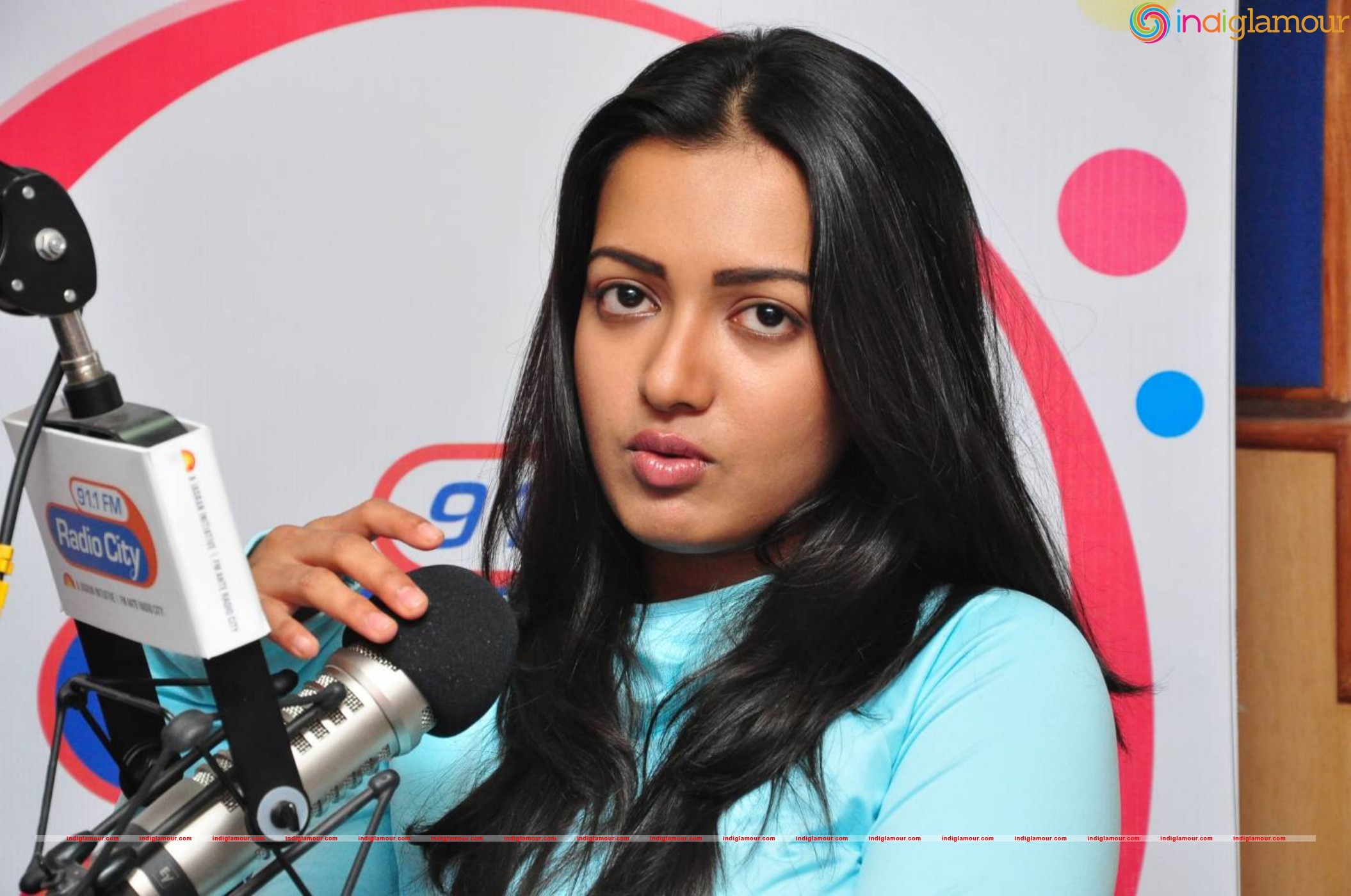 Catherine Tresa Actress hd photo