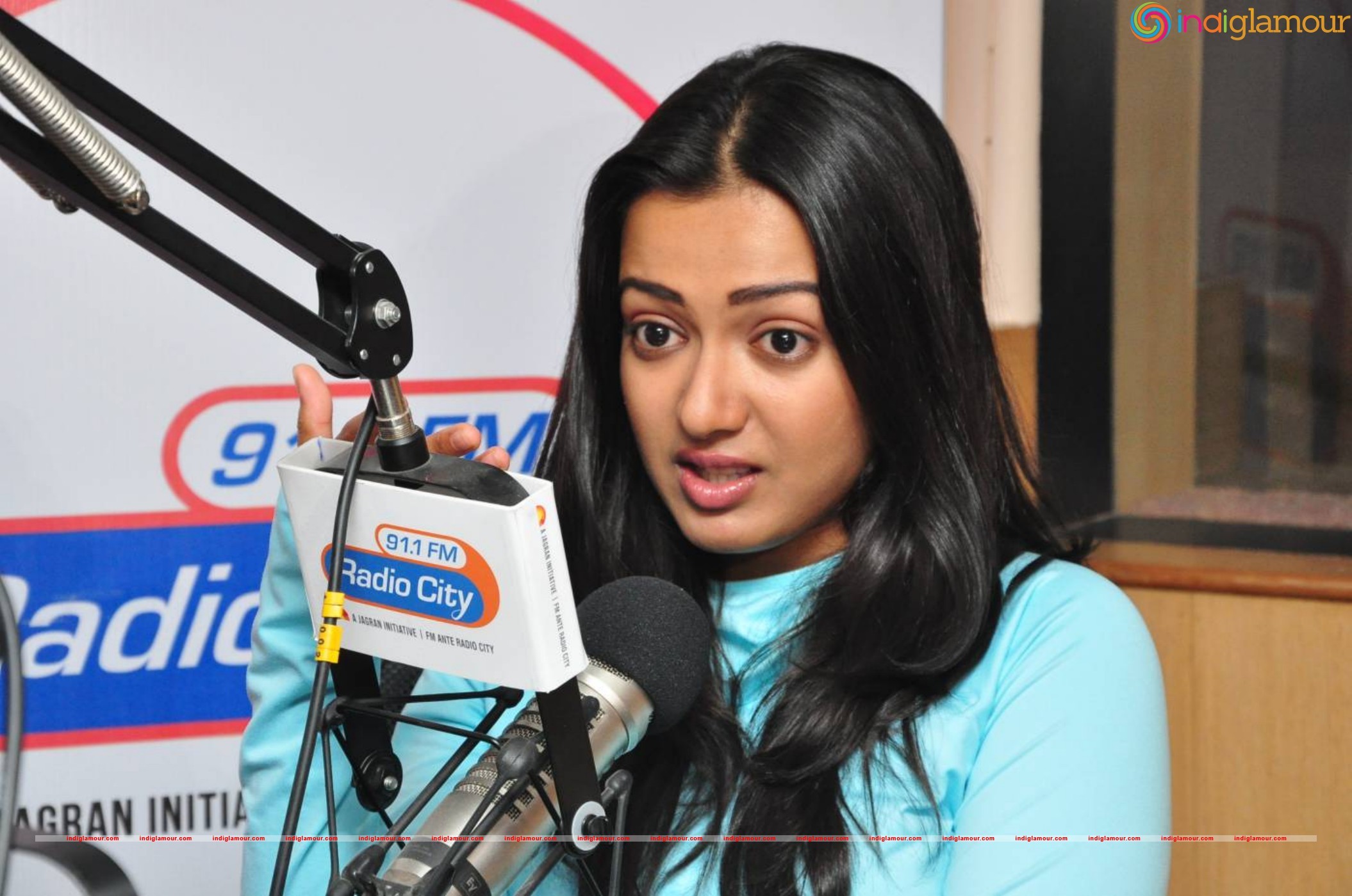 Catherine Tresa Actress hd photo