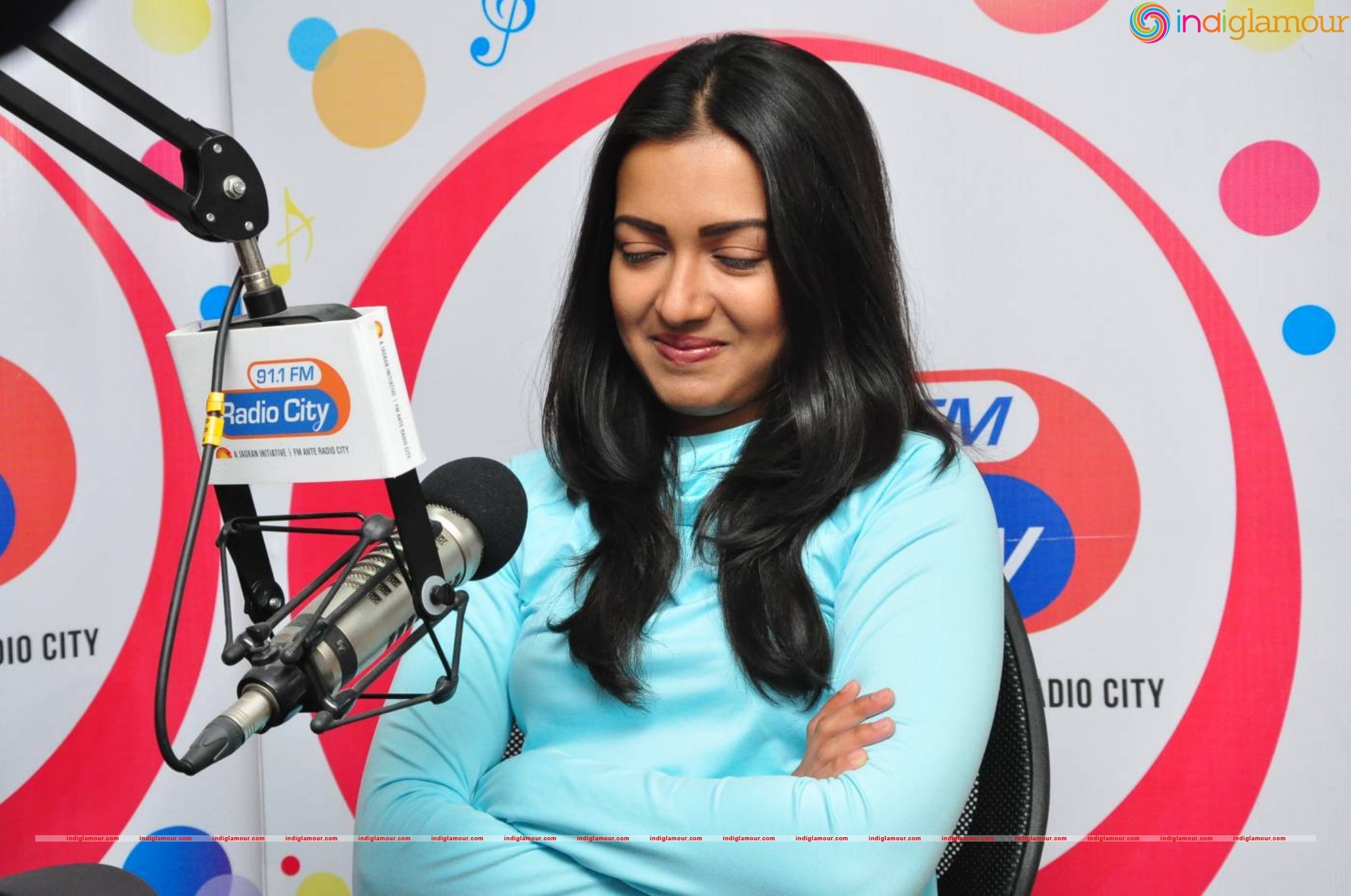 Catherine Tresa Actress hd photo