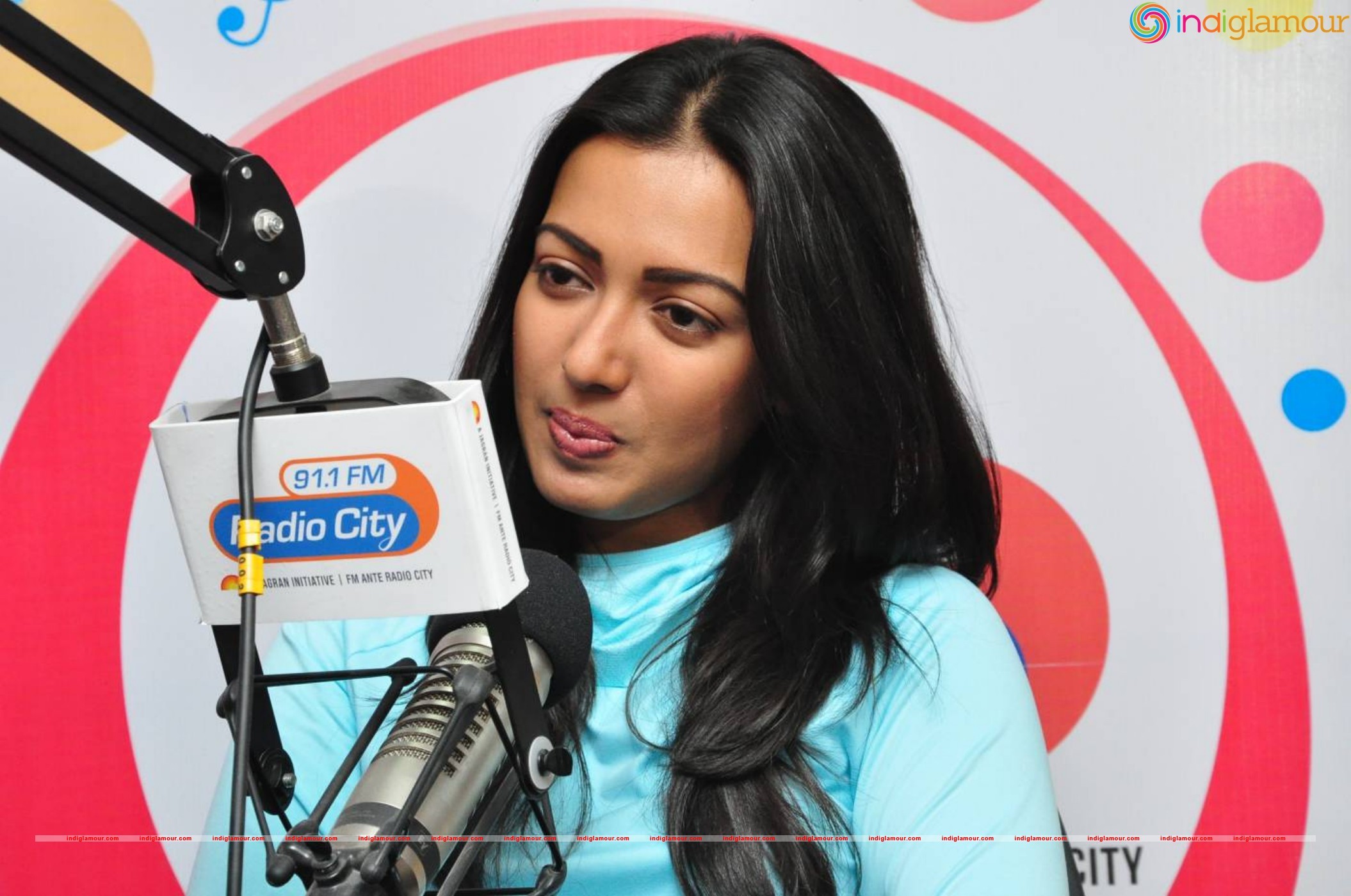 Catherine Tresa Actress hd photo