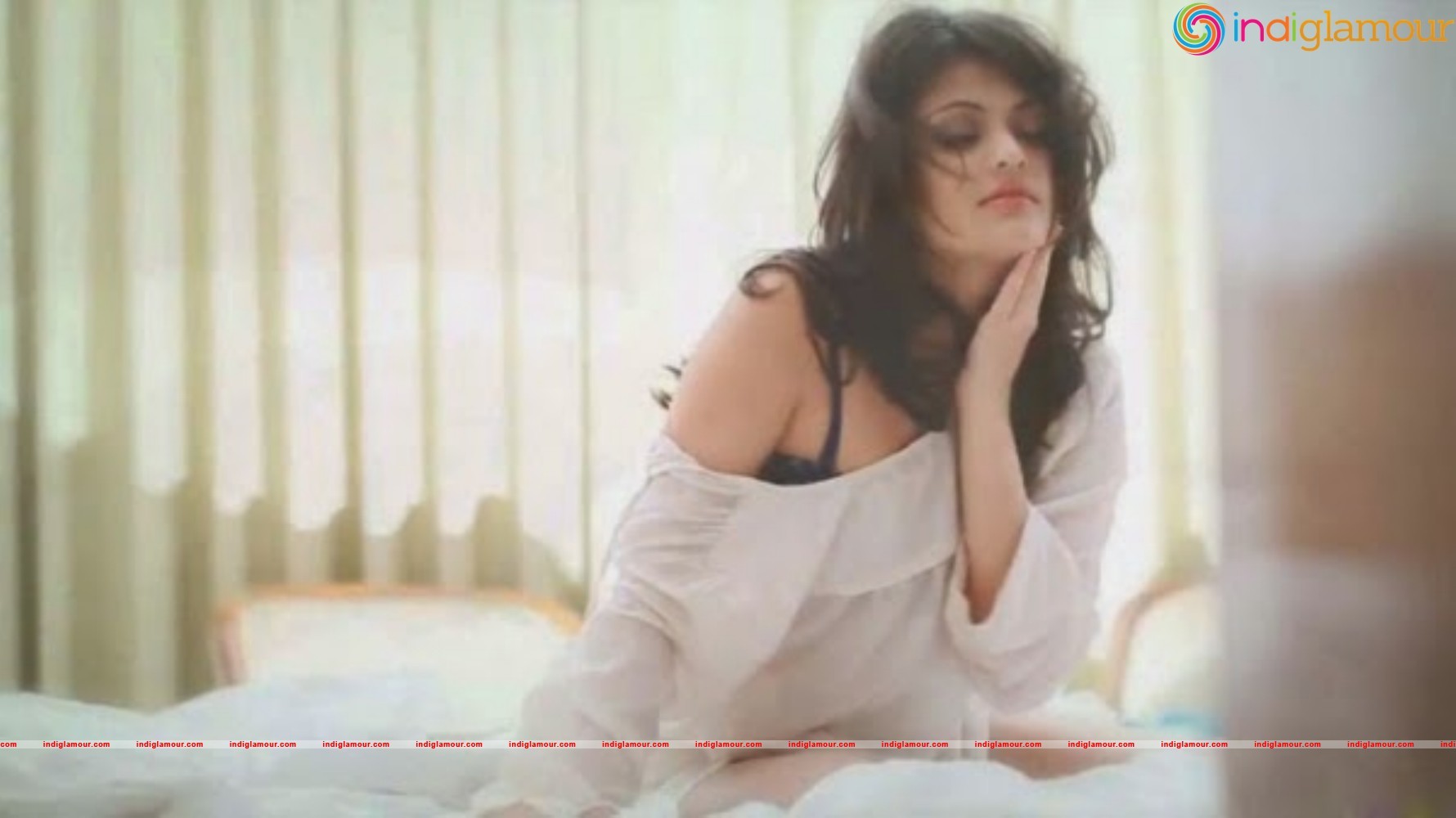 Sneha Ullal Actress hd photo