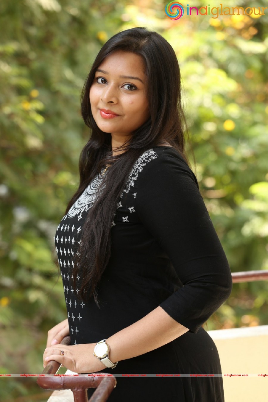 Abhinaya Actress hd photo