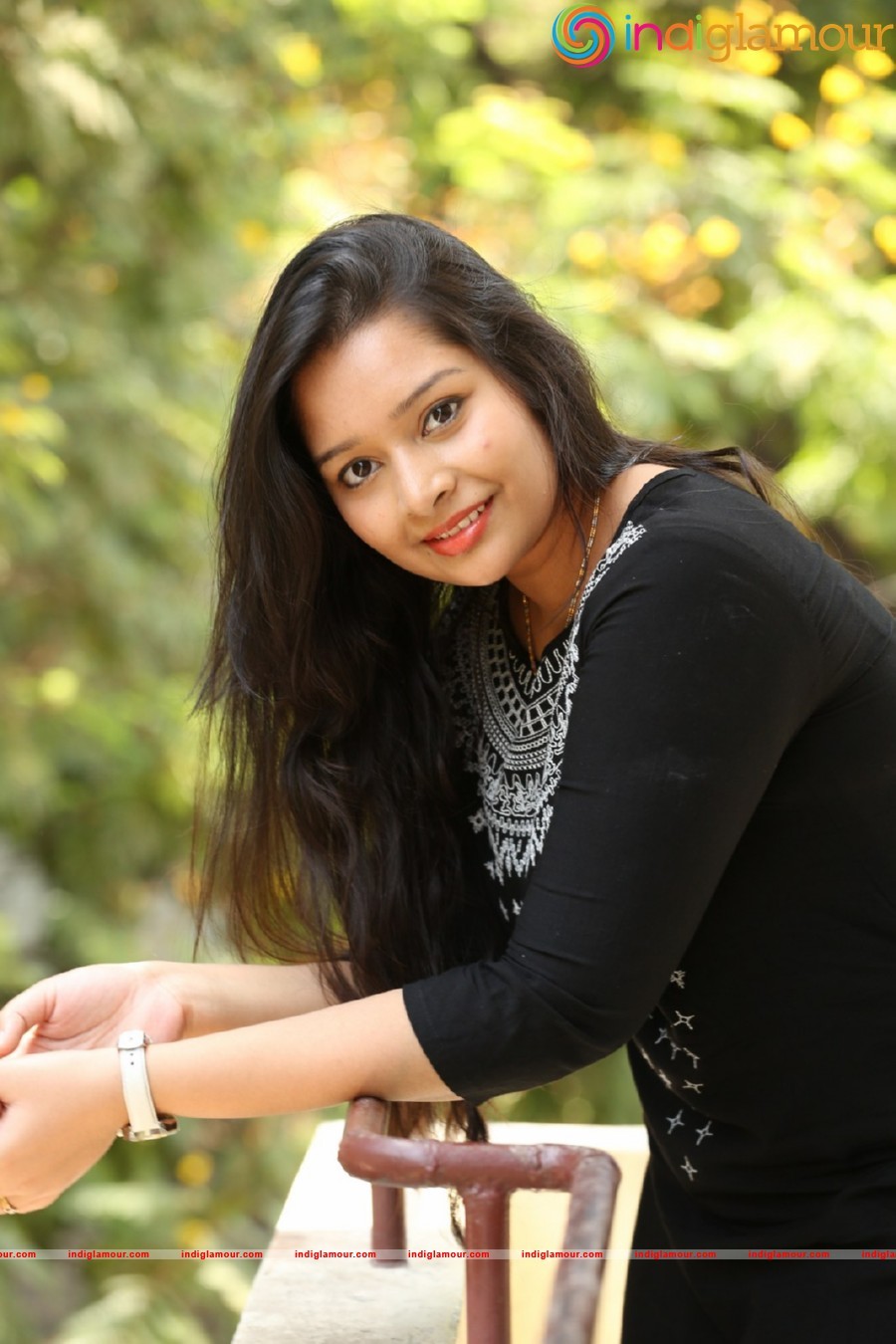 Abhinaya Actress hd photo