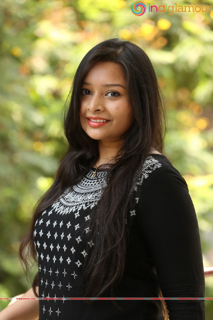 Abhinaya Actress hd photo