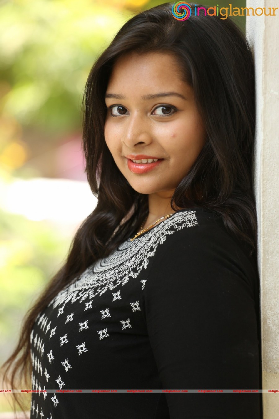 Abhinaya Actress hd photo