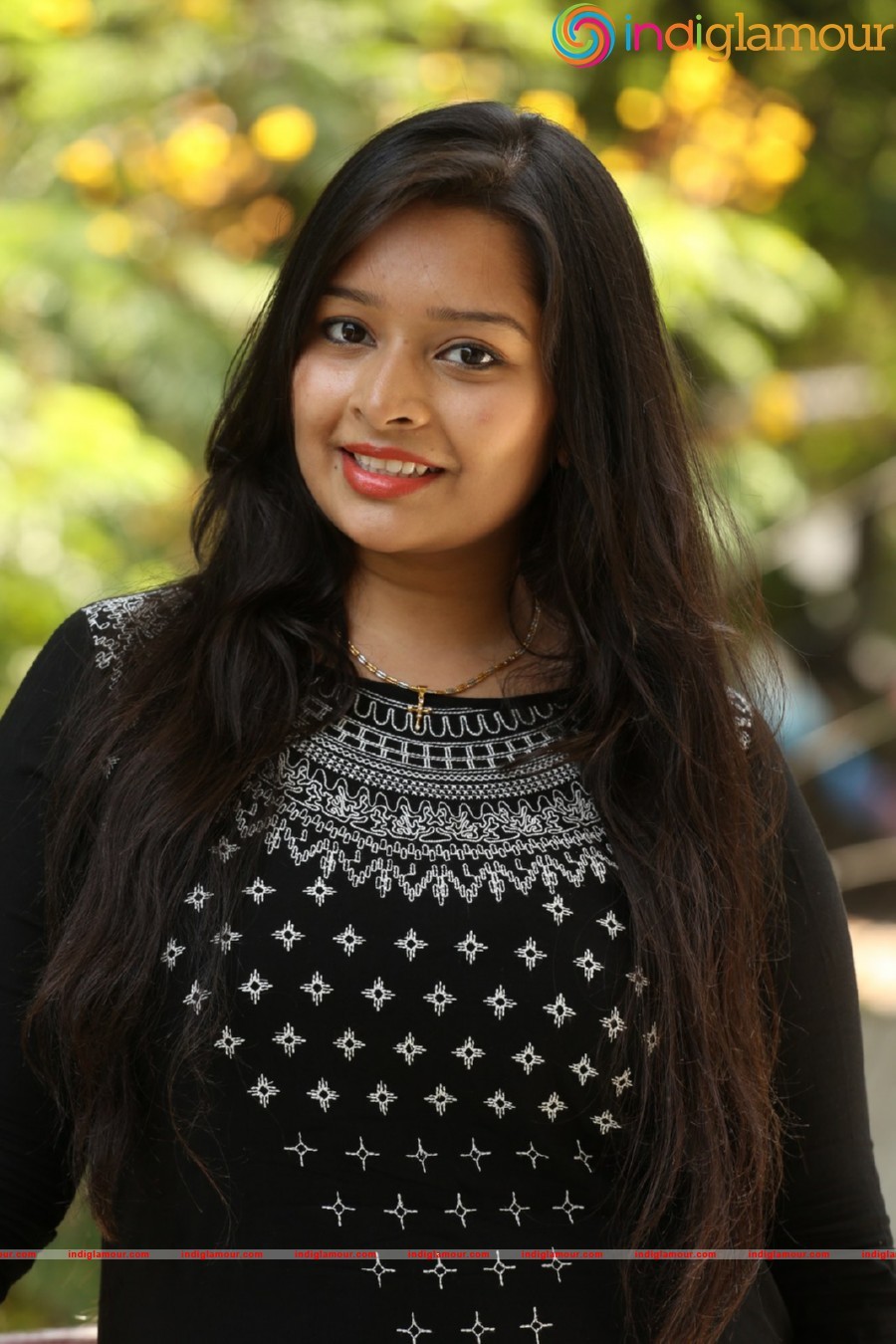 Abhinaya Actress hd photo