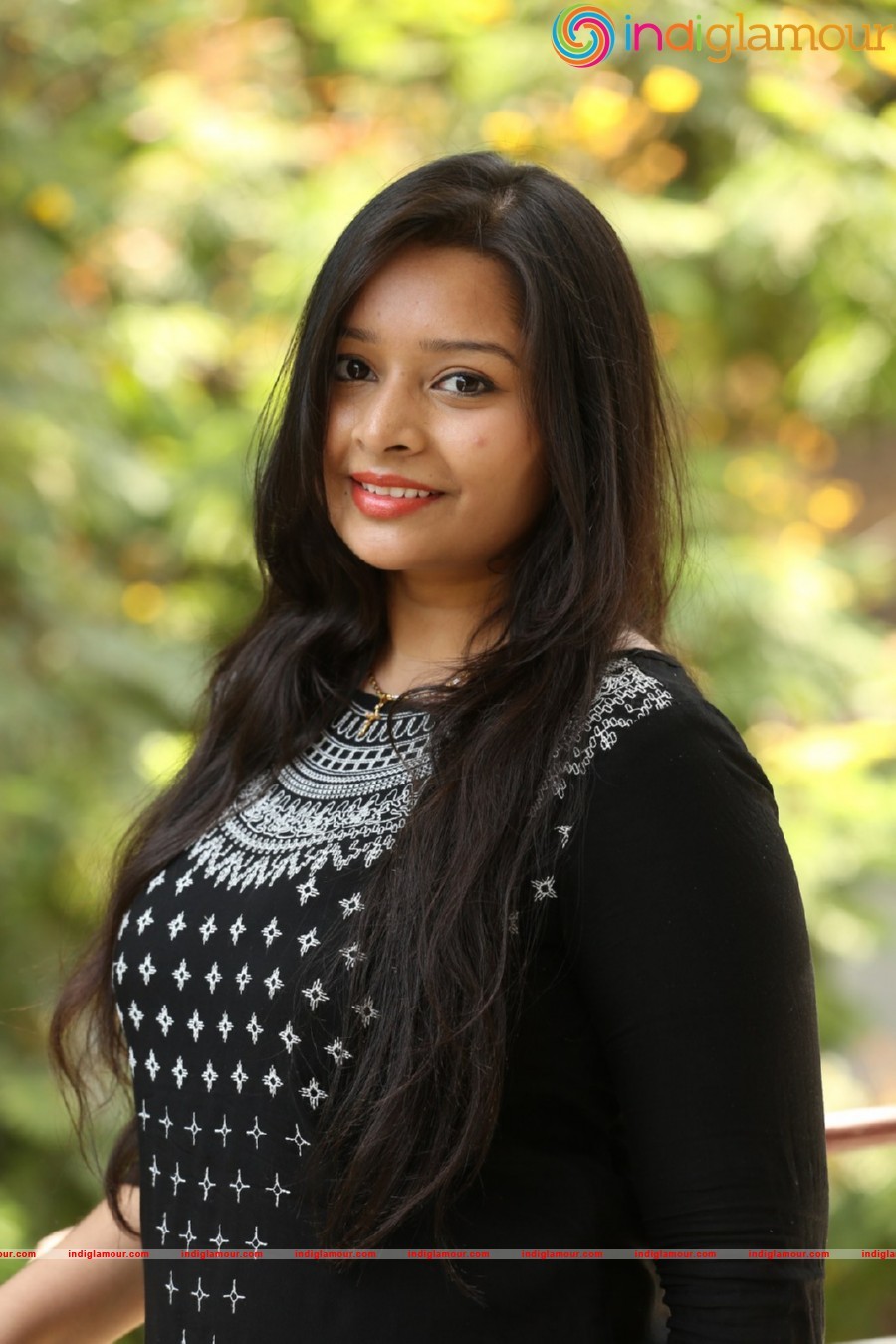 Abhinaya Actress hd photo