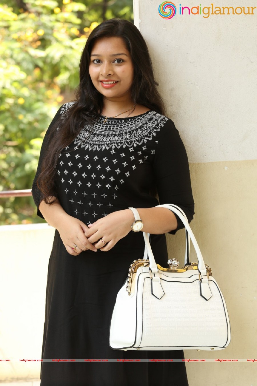 Abhinaya Actress hd photo