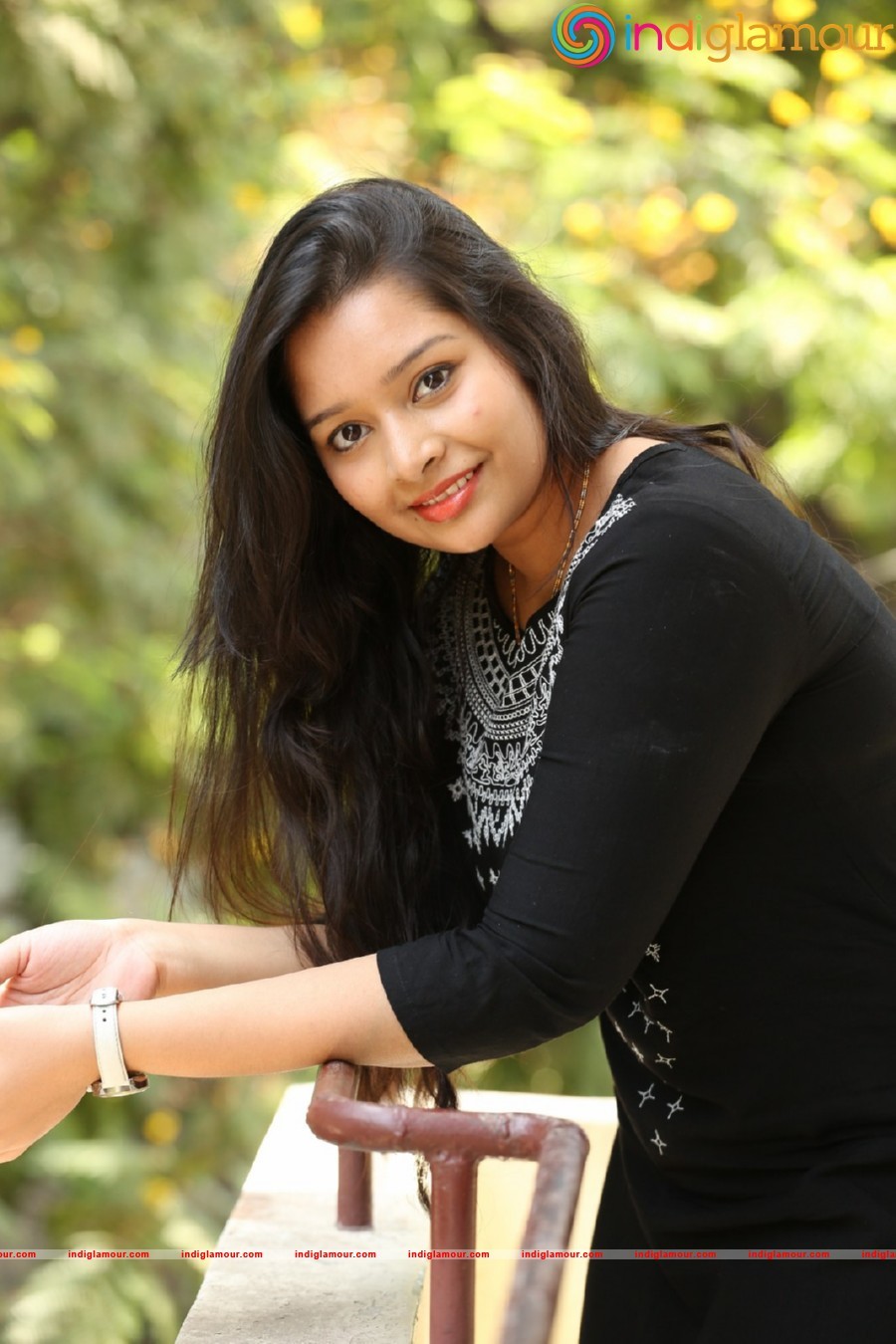 Abhinaya Actress hd photo