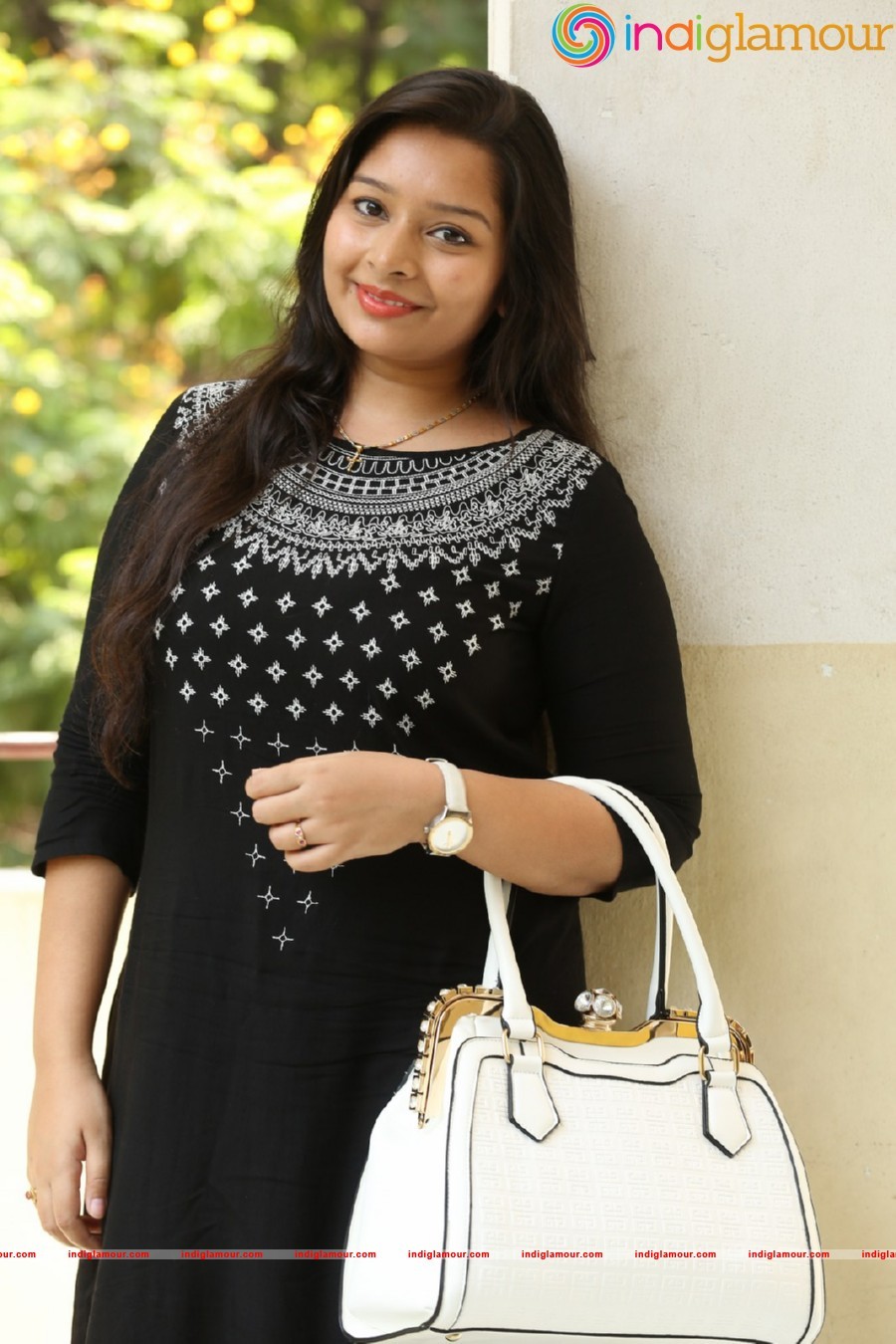 Abhinaya Actress hd photo