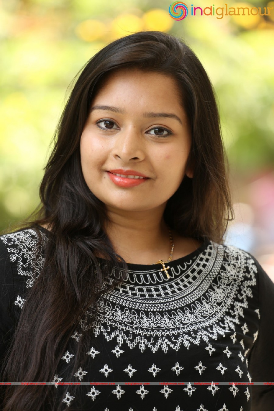 Abhinaya Actress hd photo