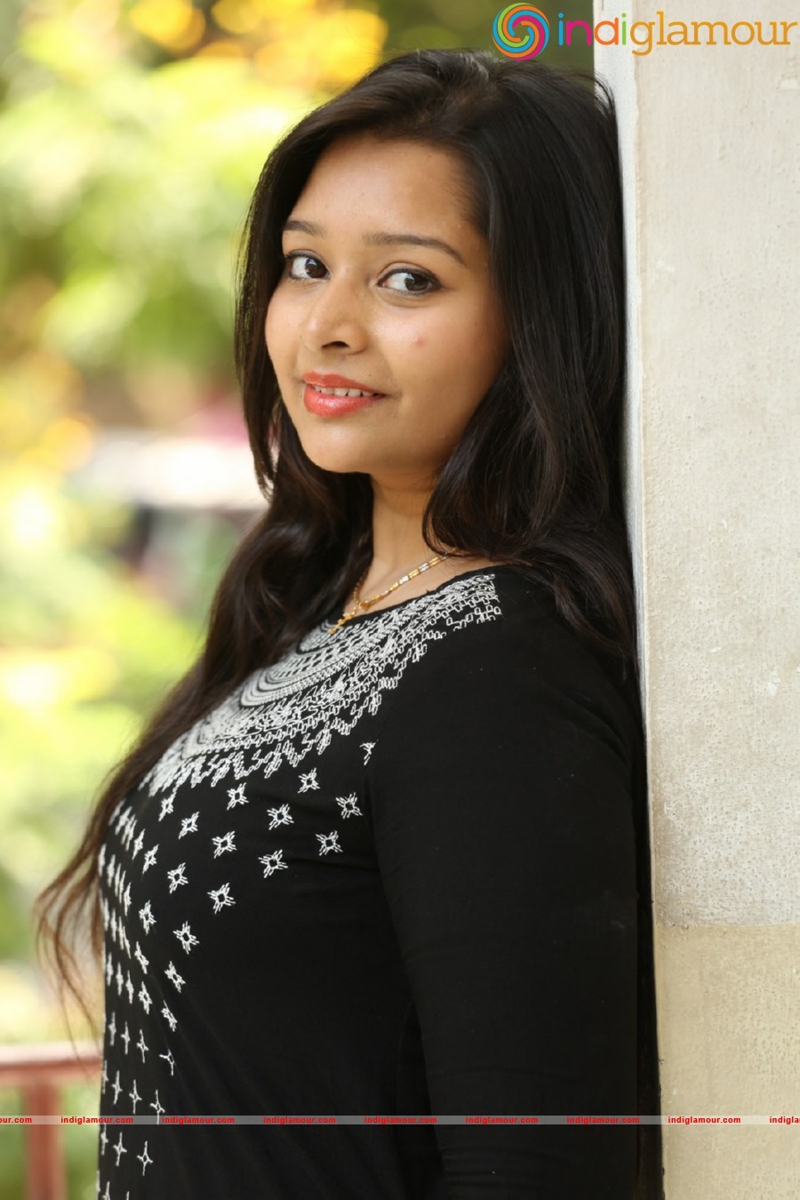 Abhinaya Actress hd photo