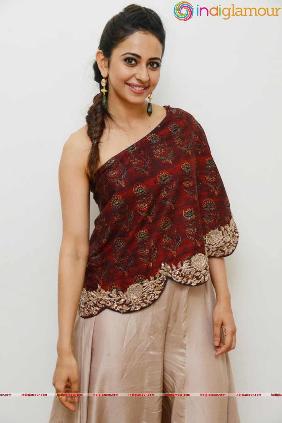 Rakul Preet Singh New Images Actress hd photo