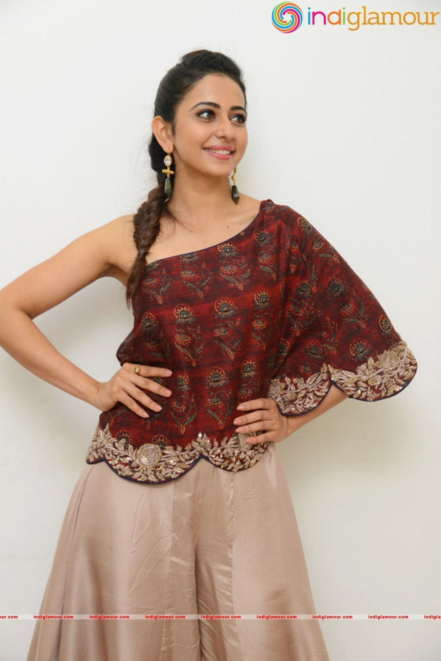 Rakul Preet Singh New Images Actress hd photo