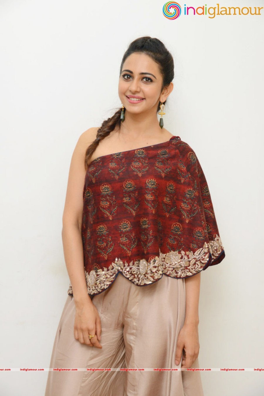 Rakul Preet Singh New Images Actress hd photo