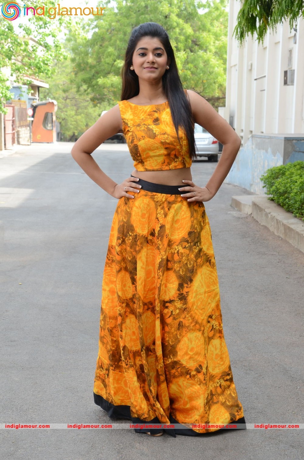 Yamini Bhaskar Actress hd photo