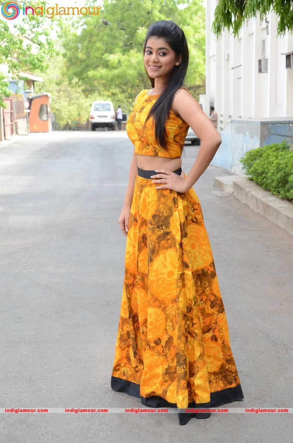 Yamini Bhaskar Actress hd photo